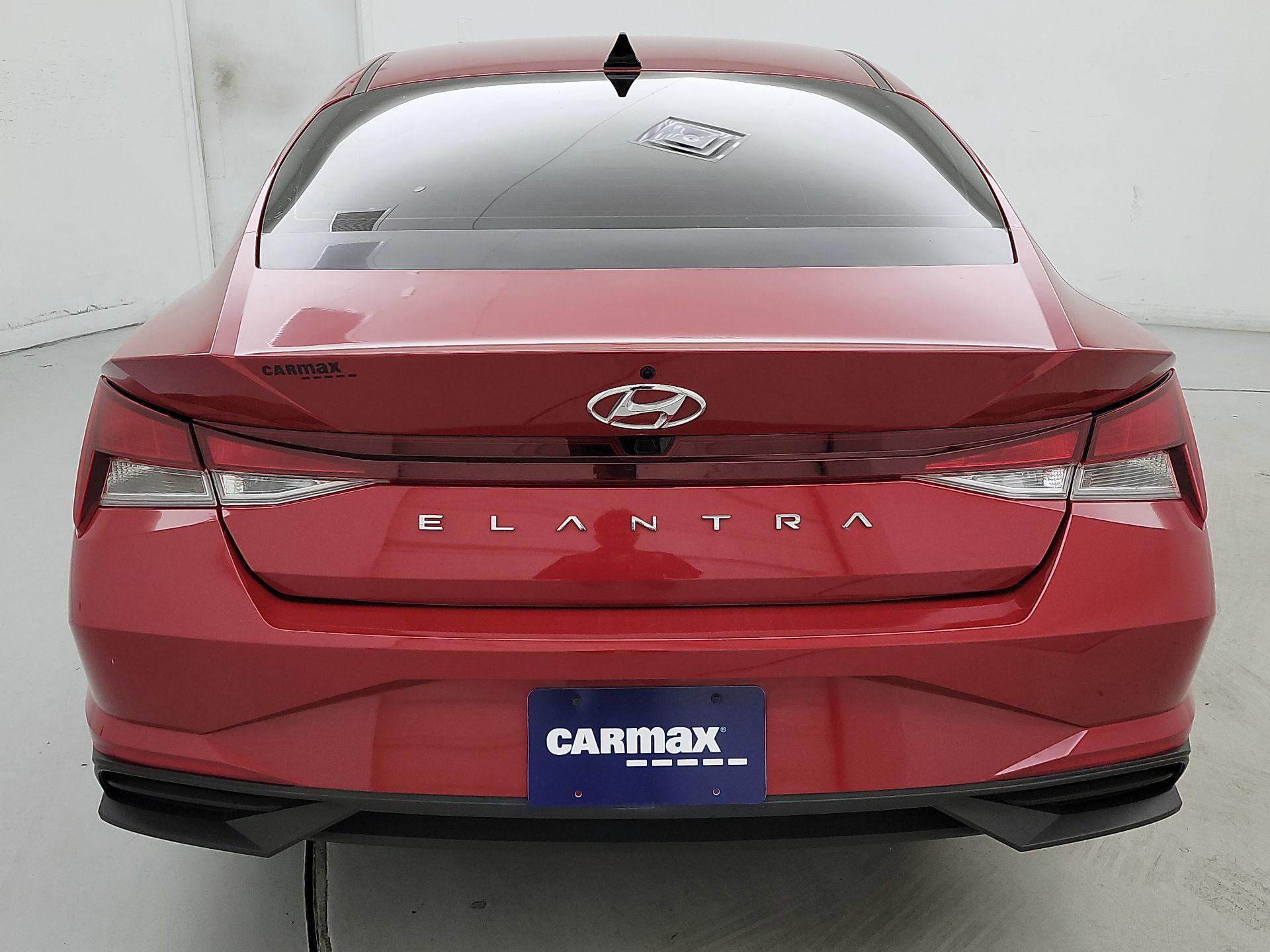 Thumbnail: 2022 Hyundai Elantra - 6