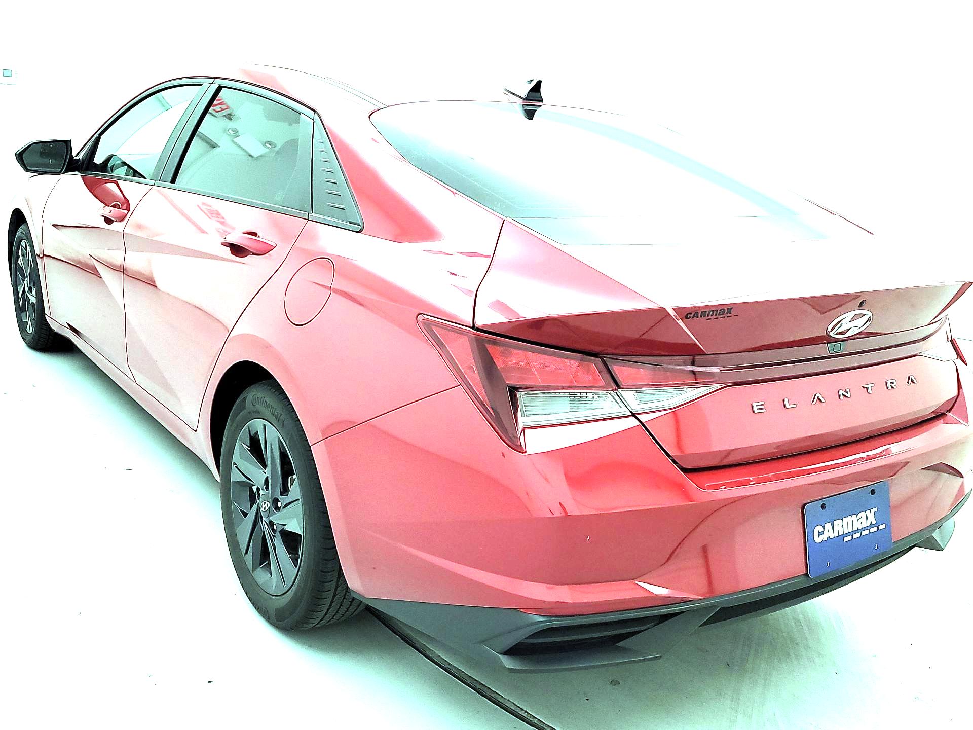 Thumbnail: 2022 Hyundai Elantra - 7