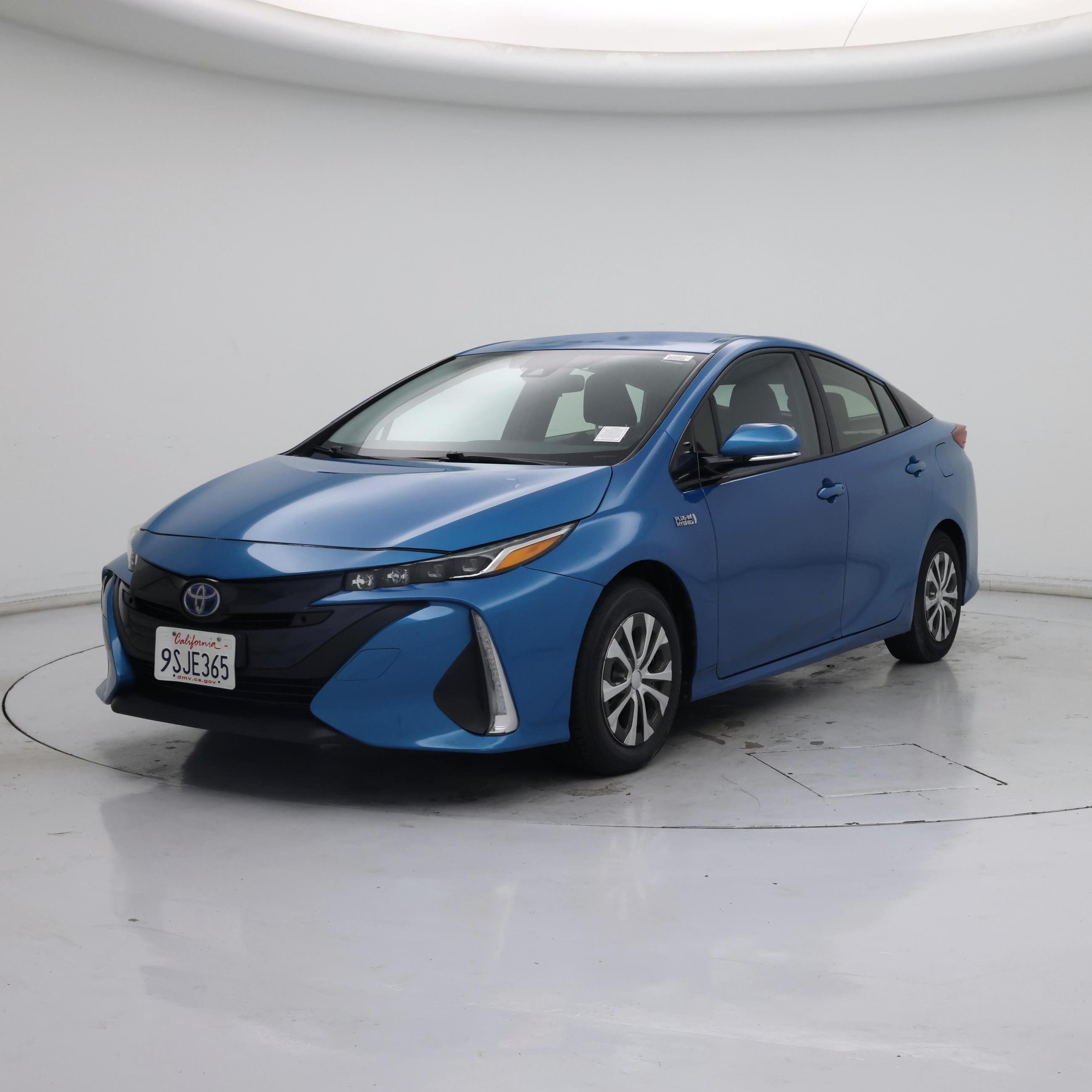 Thumbnail: 2019 Toyota Prius Prime - 4