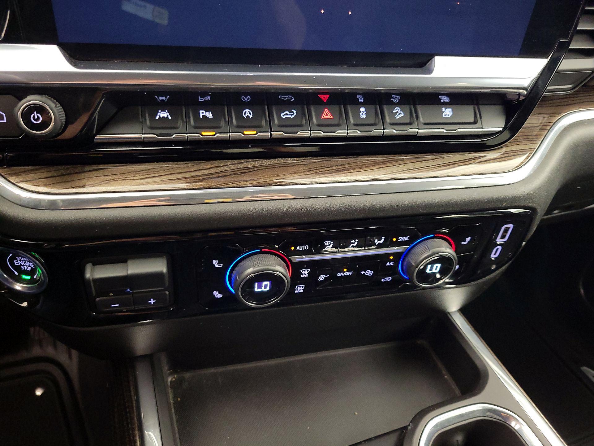 Thumbnail: 2023 Chevrolet Silverado 1500 - 17