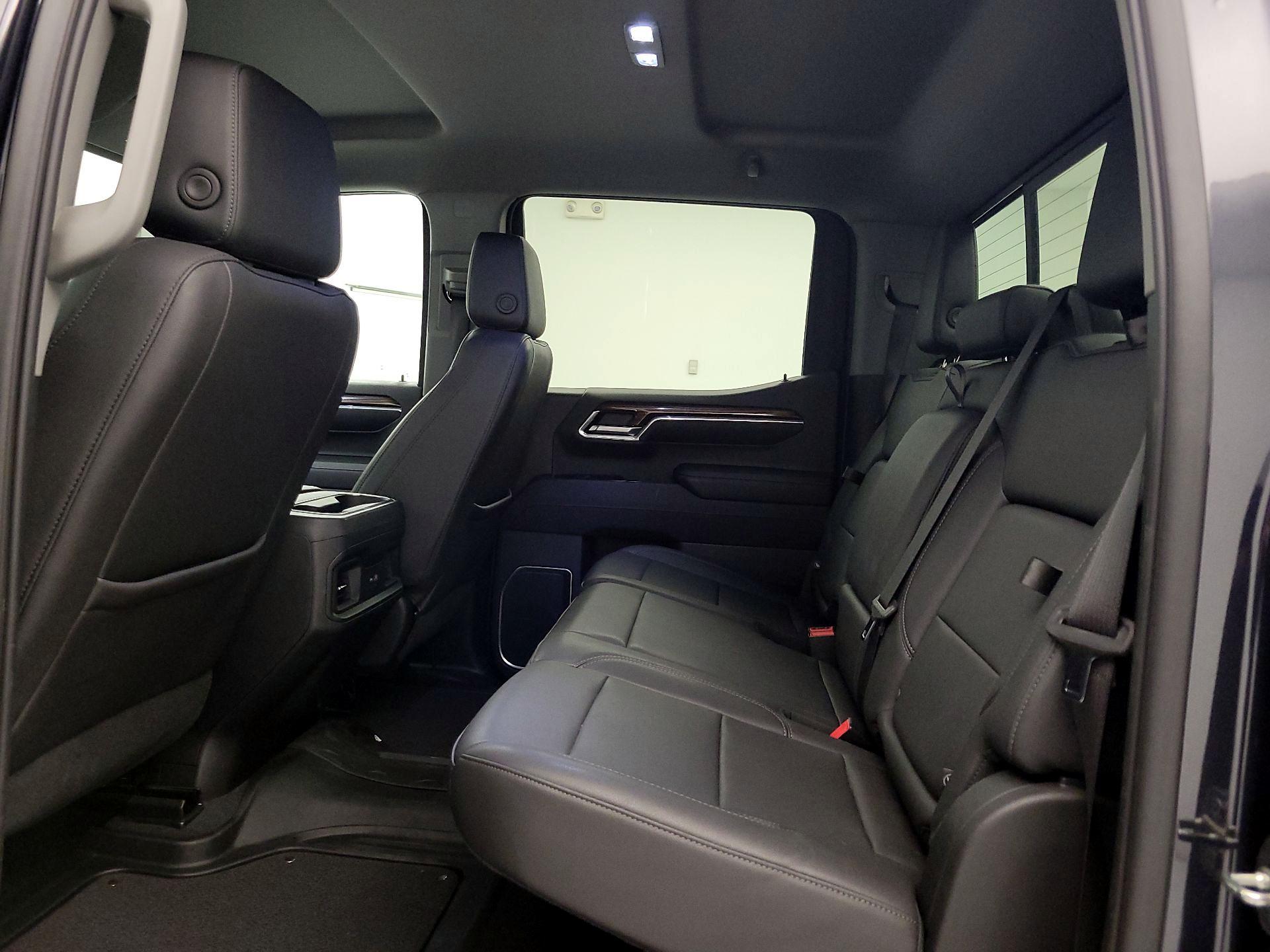 Thumbnail: 2023 Chevrolet Silverado 1500 - 20