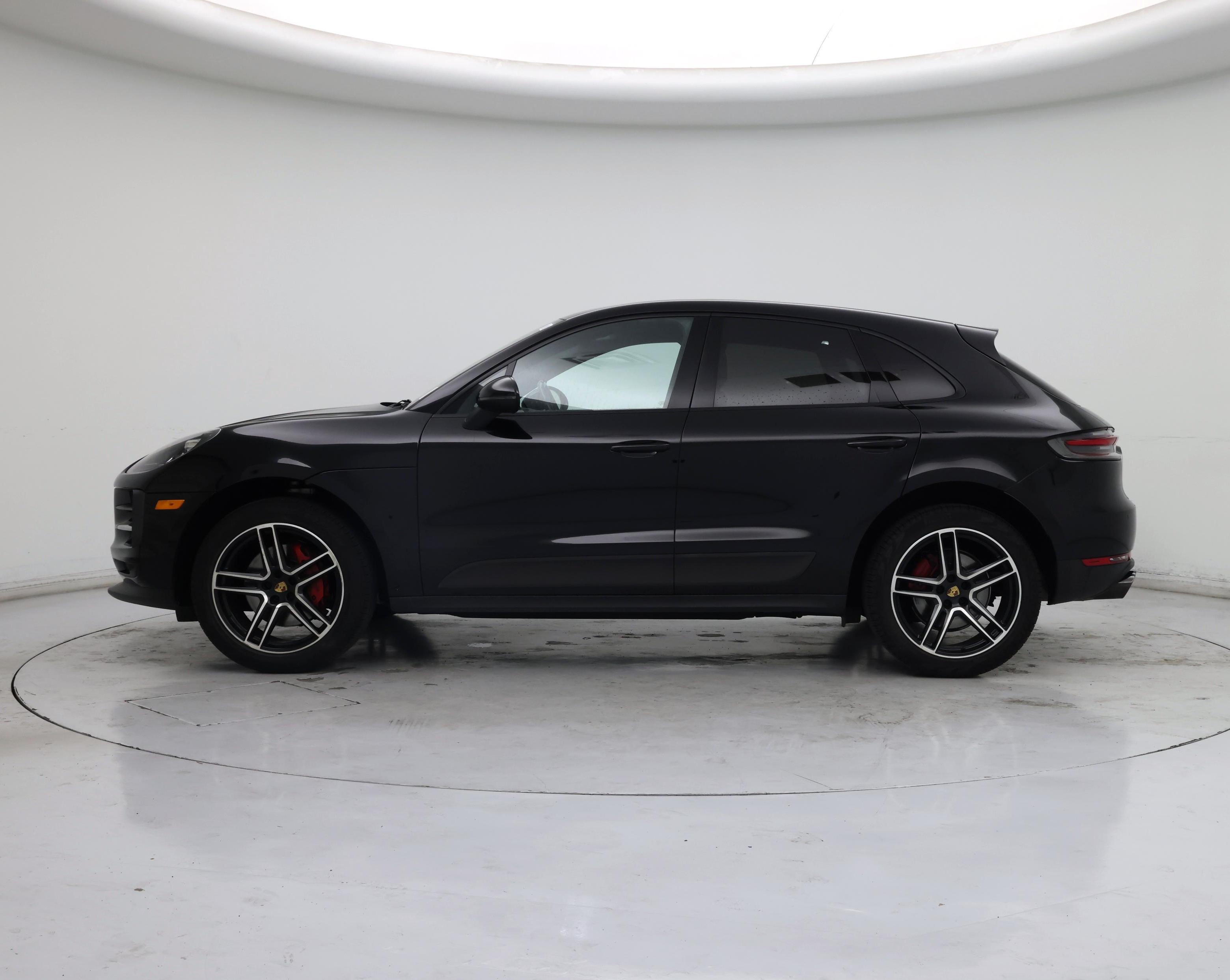 Thumbnail: 2021 Porsche Macan - 3