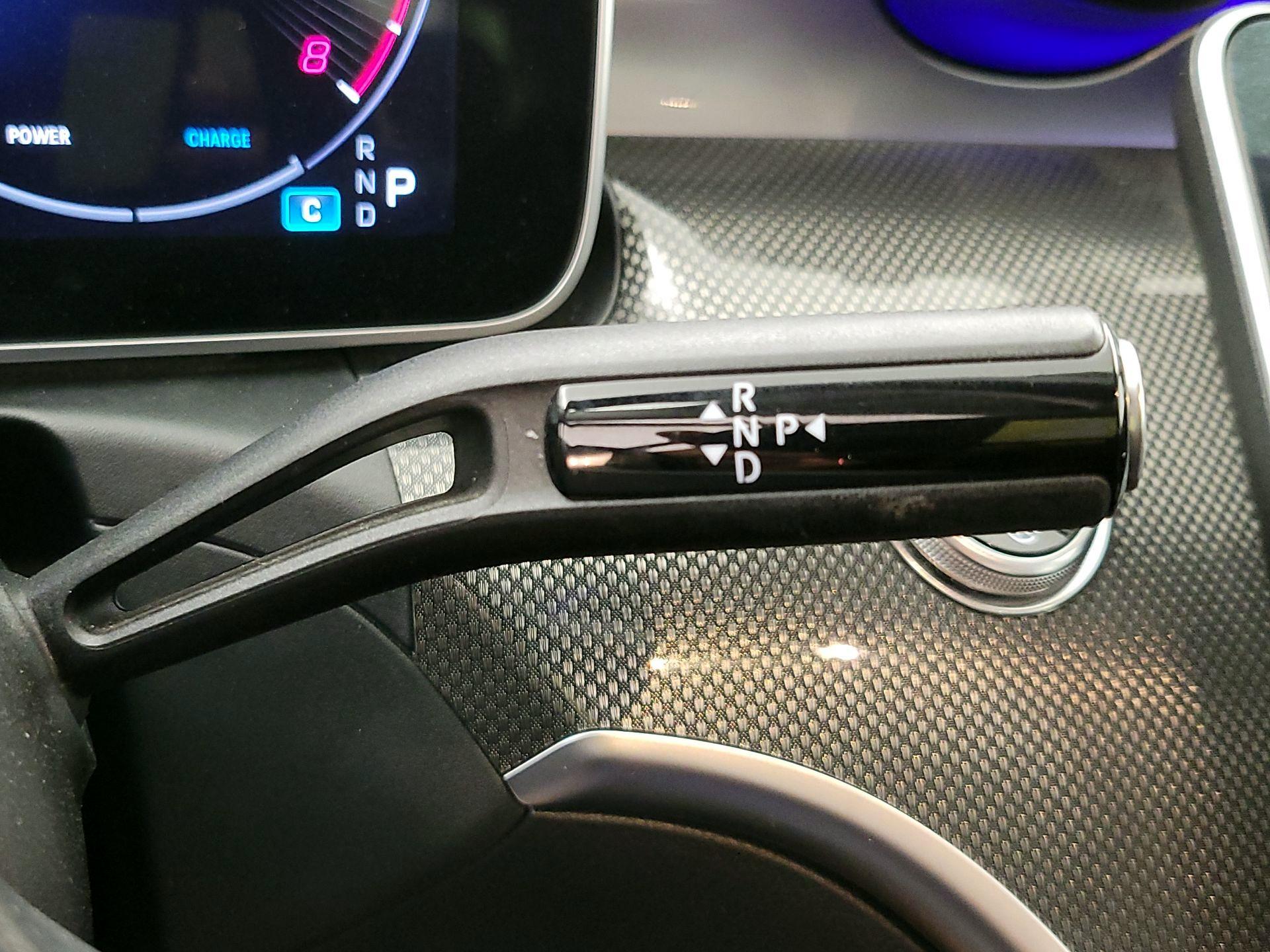 Thumbnail: 2023 Mercedes-Benz C-Class - 17