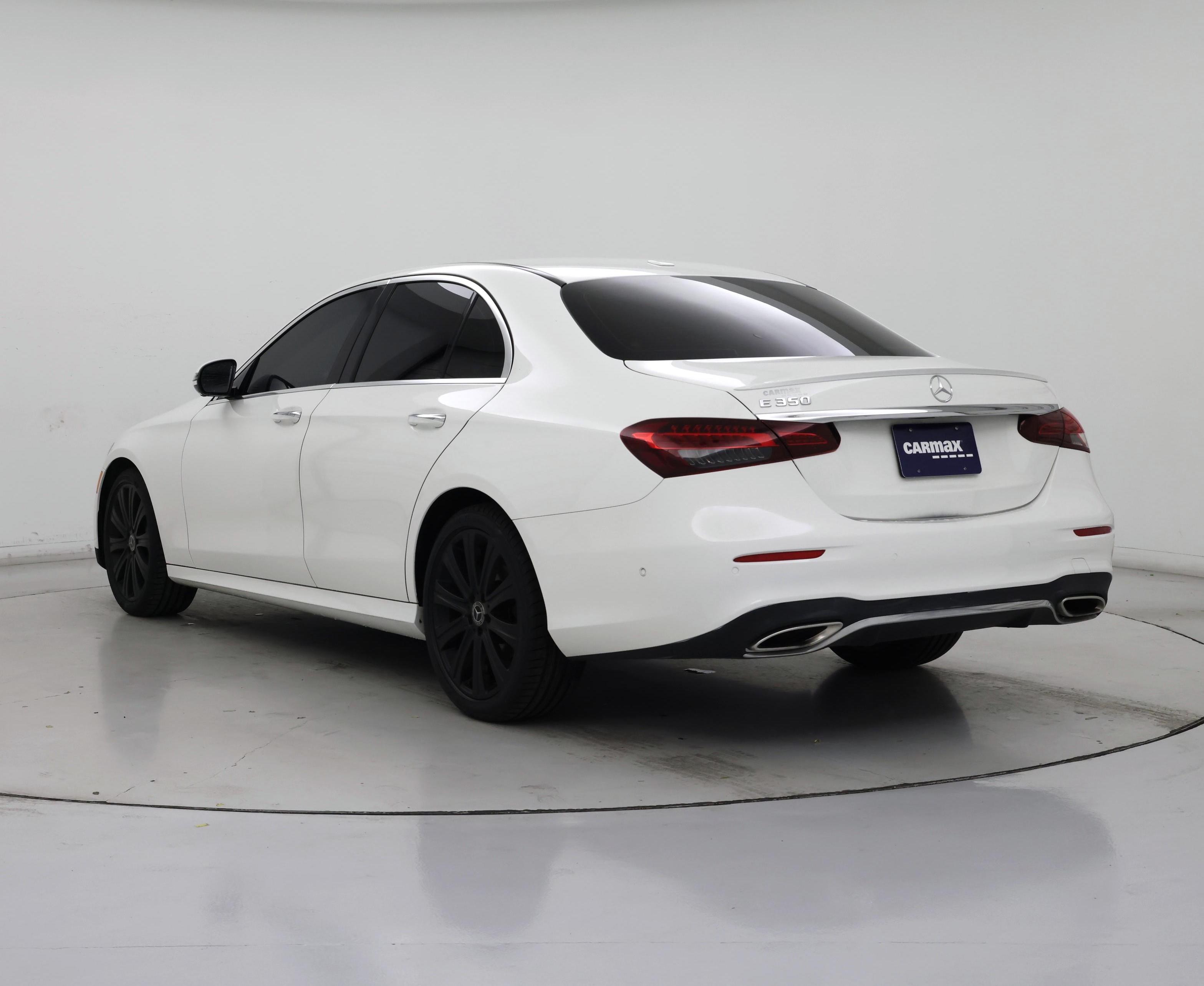 Thumbnail: 2022 Mercedes-Benz E-Class - 2