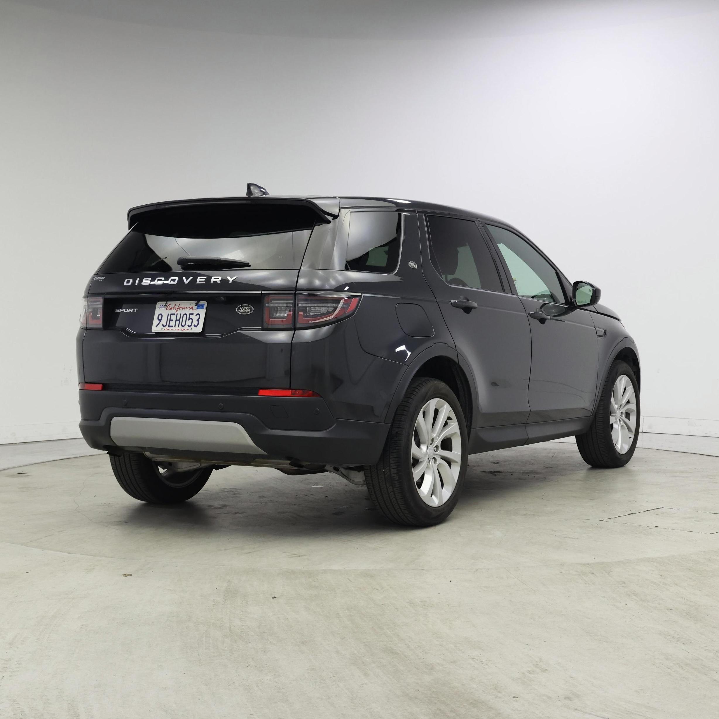 Thumbnail: 2023 Land Rover Discovery Sport - 8