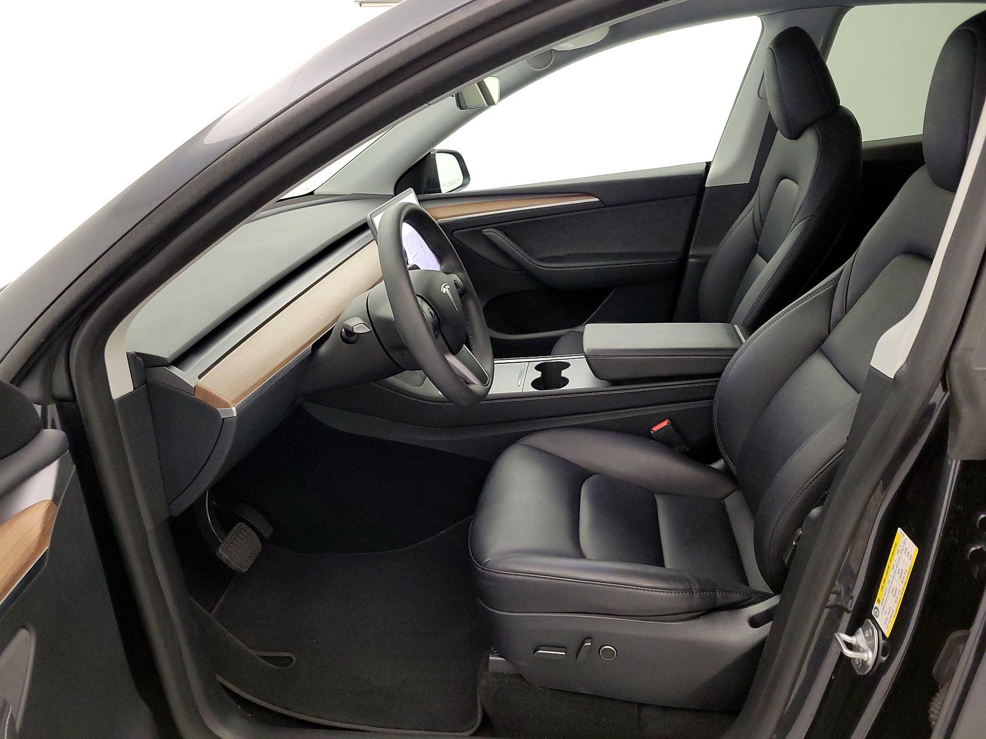 Thumbnail: 2024 Tesla Model Y - 11