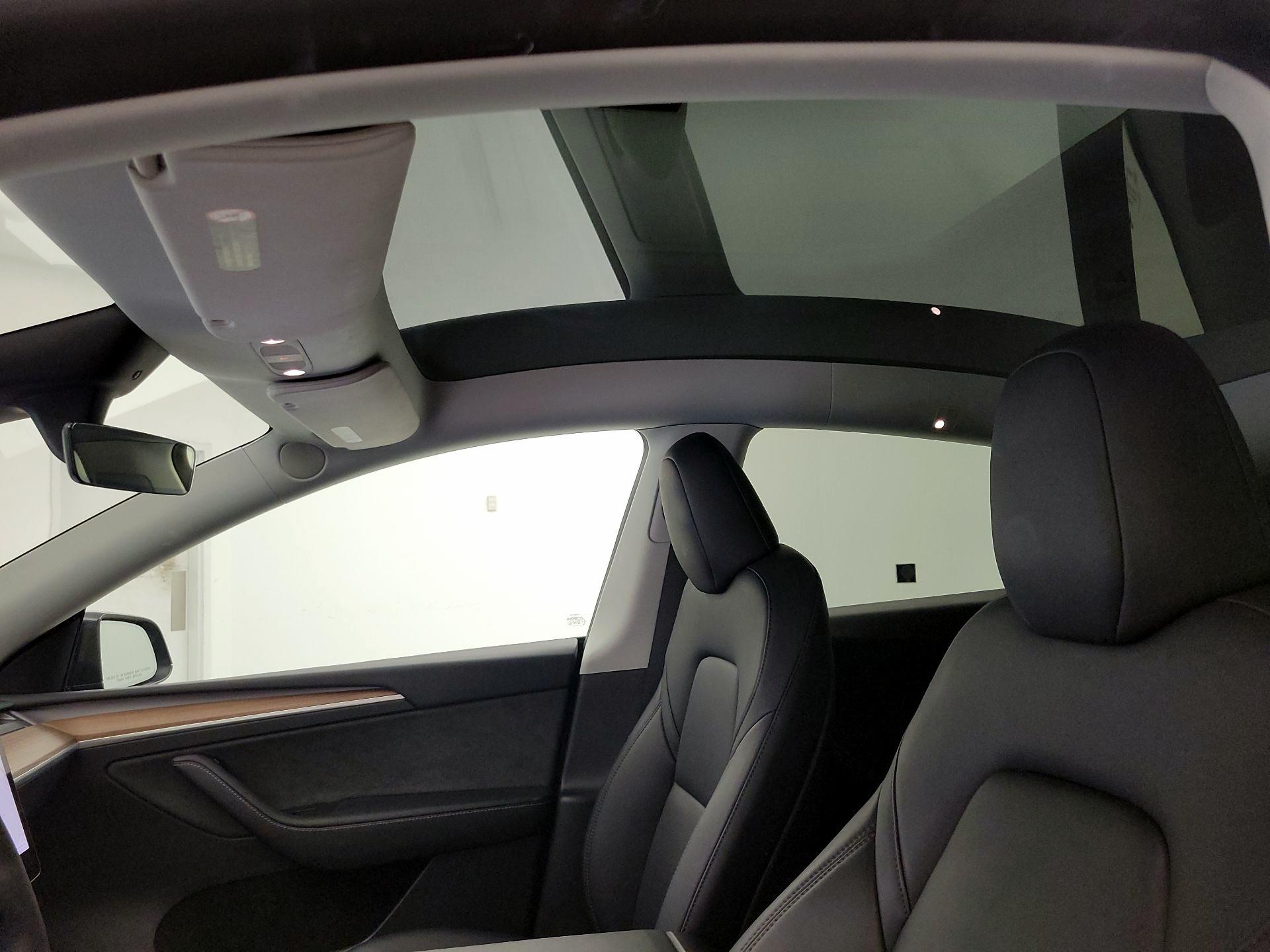 Thumbnail: 2024 Tesla Model Y - 18