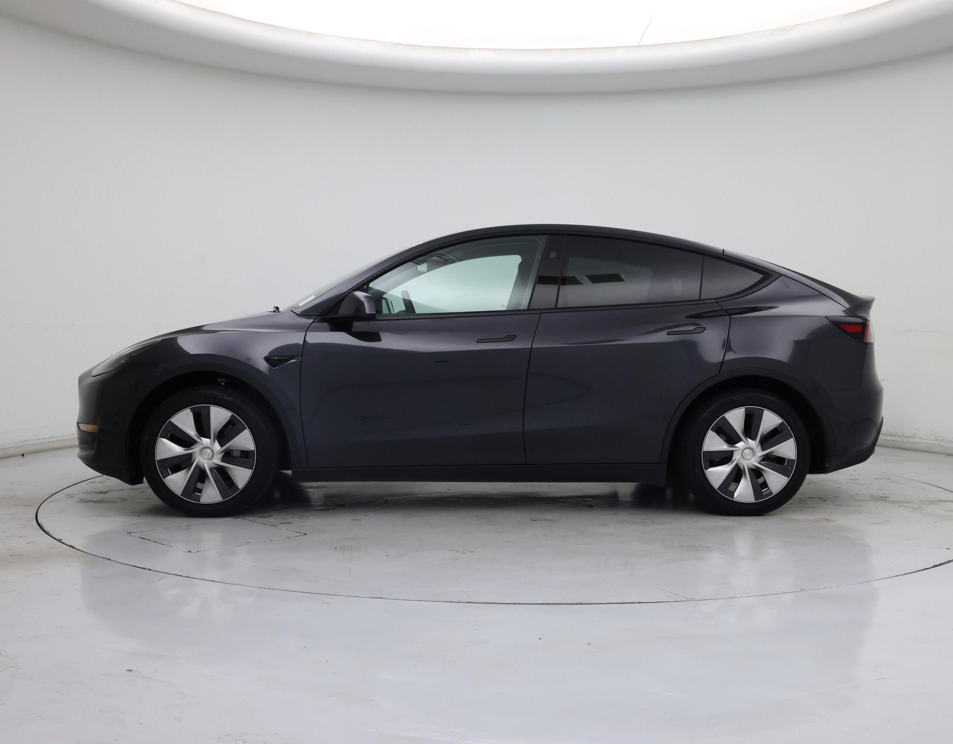 Thumbnail: 2024 Tesla Model Y - 3