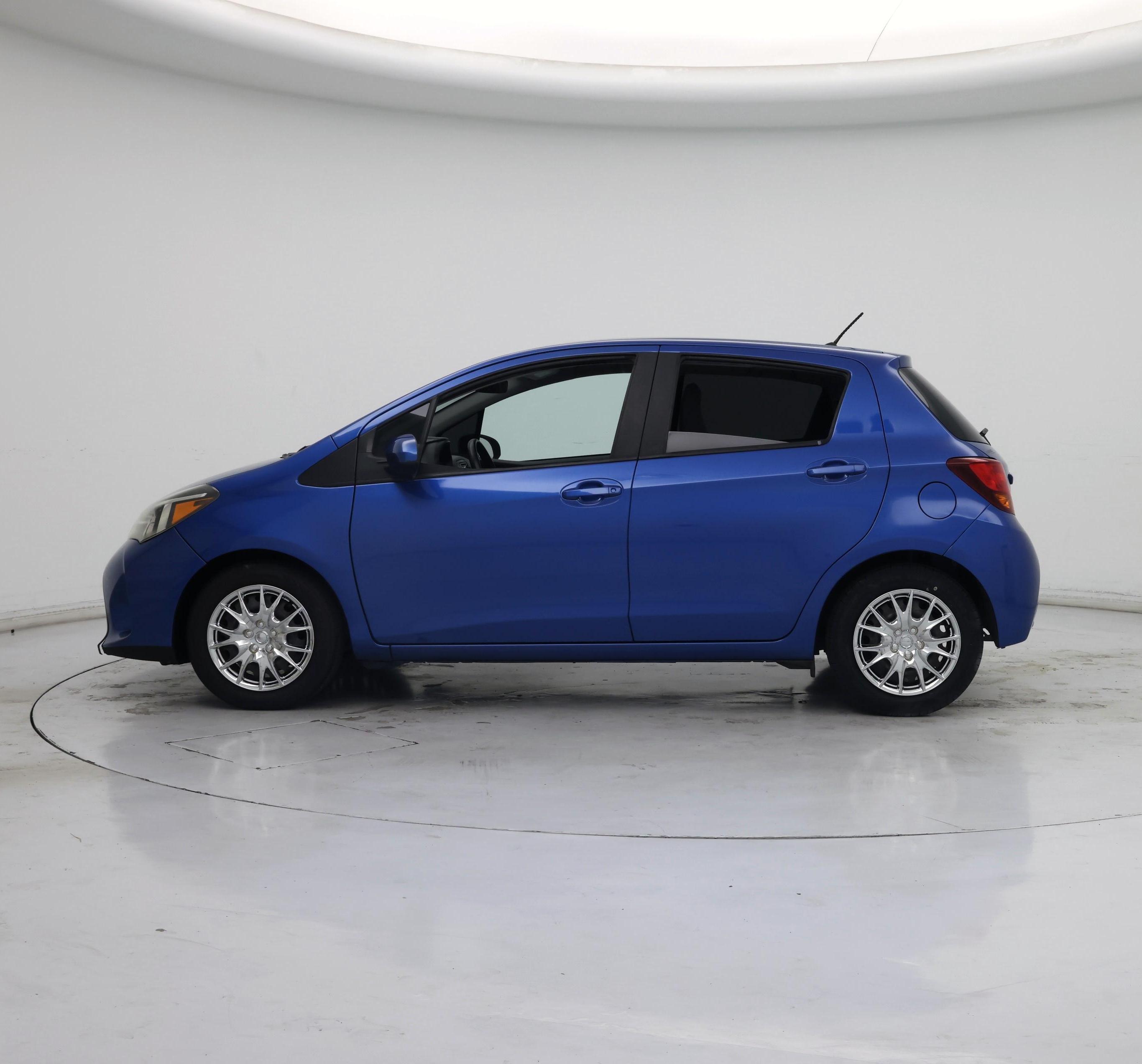 Thumbnail: 2015 Toyota Yaris - 3