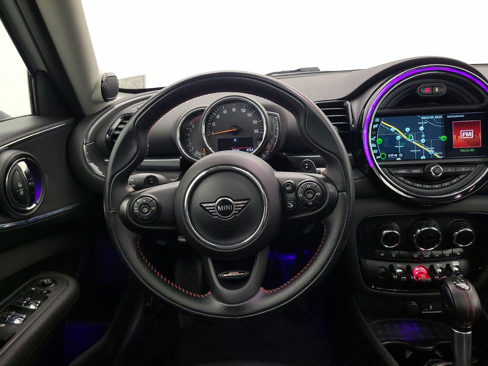 Thumbnail: 2019 MINI Cooper Clubman - 10