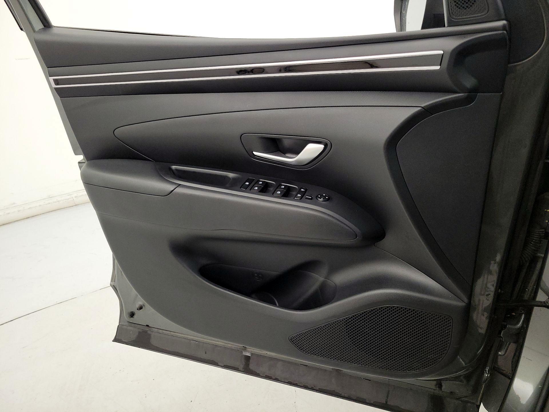 Thumbnail: 2023 Hyundai Tucson - 12