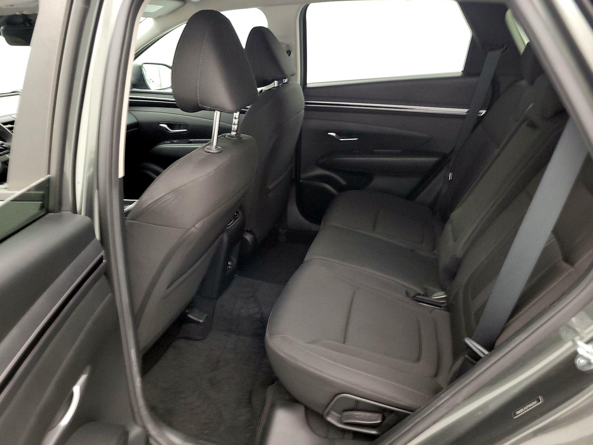 Thumbnail: 2023 Hyundai Tucson - 18