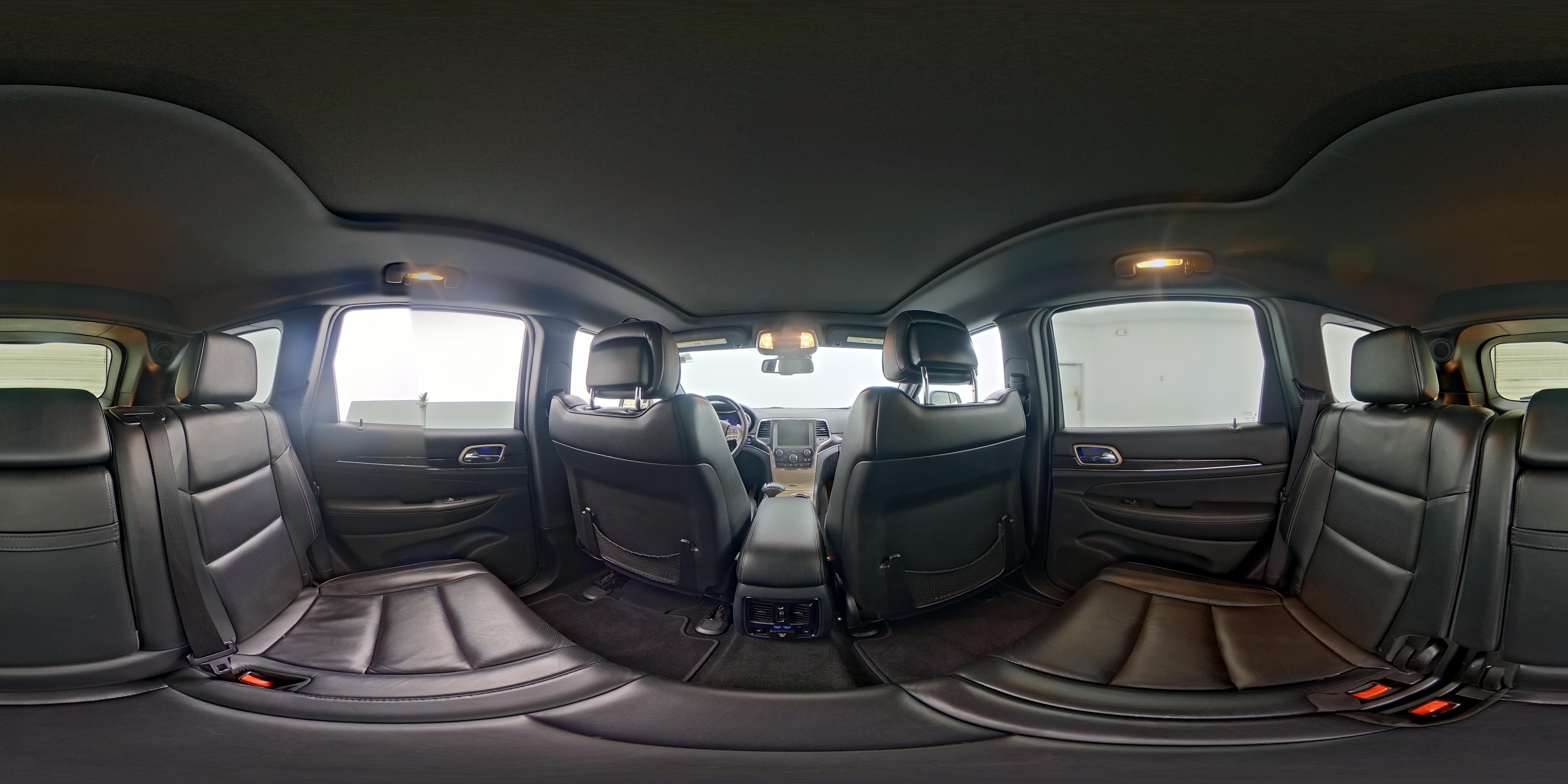 2015 Jeep Grand Cherokee Overland - Photo 28