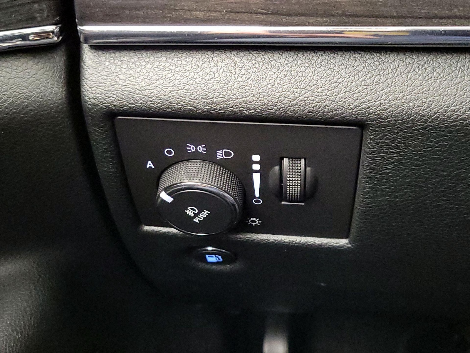 2015 Jeep Grand Cherokee Overland - Photo 14