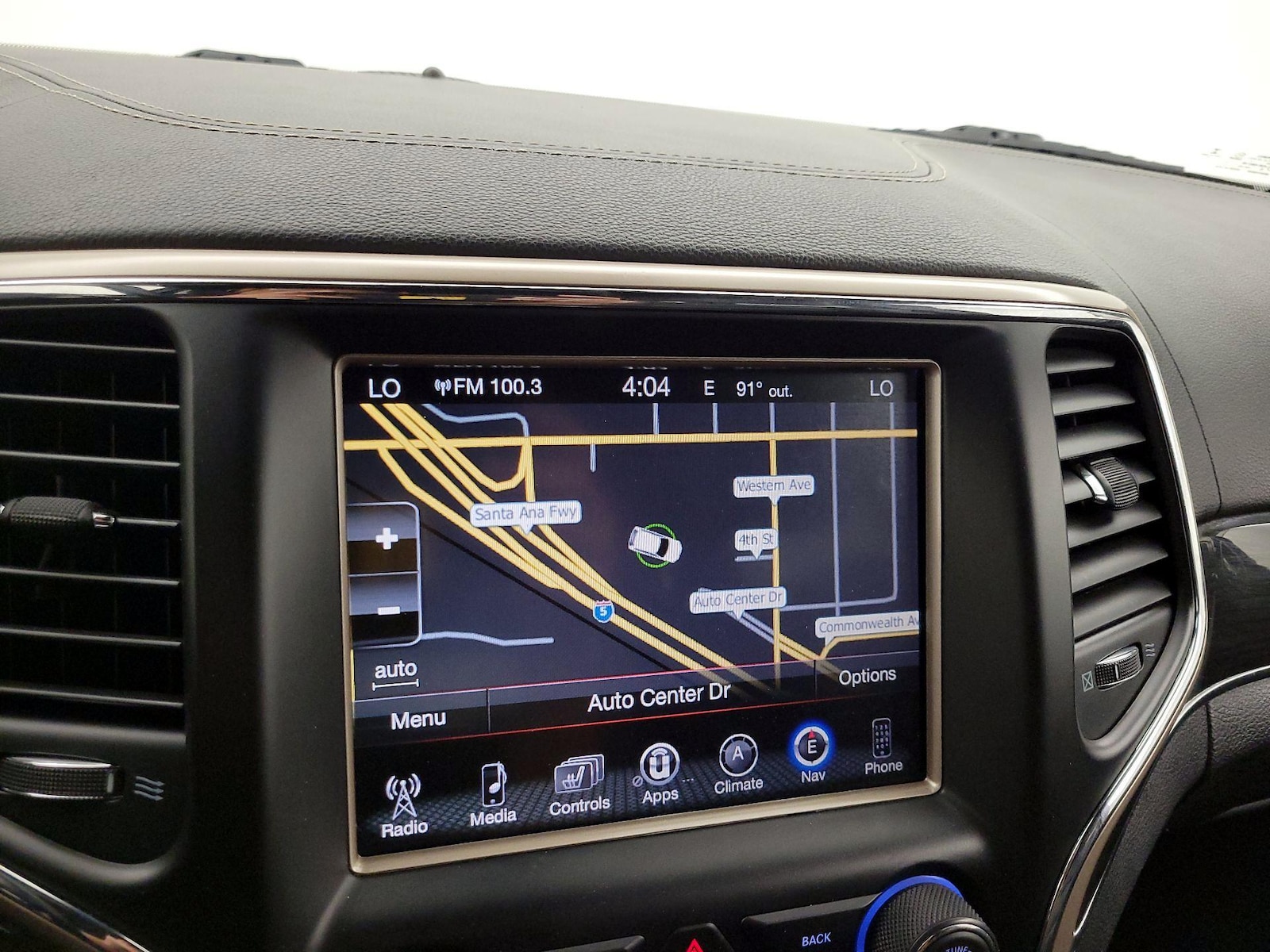 2015 Jeep Grand Cherokee Overland - Photo 15