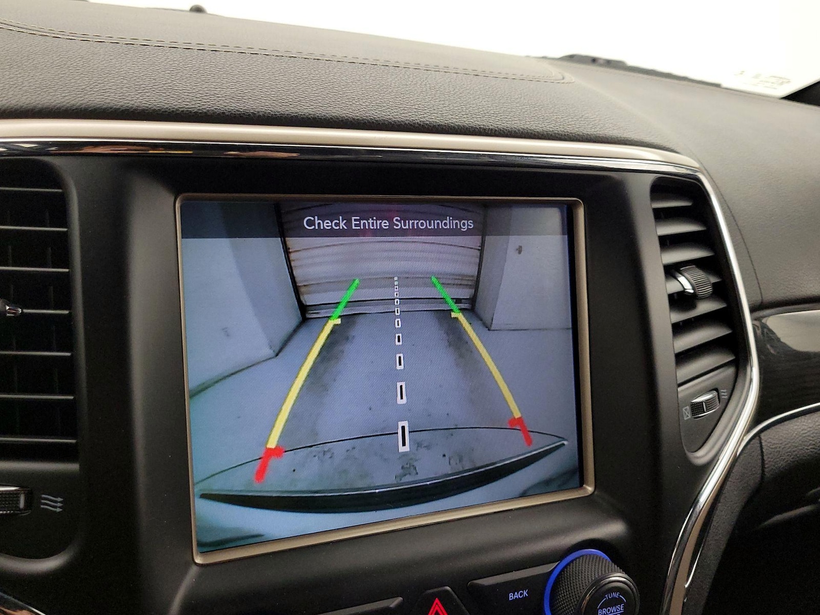 2015 Jeep Grand Cherokee Overland - Photo 16