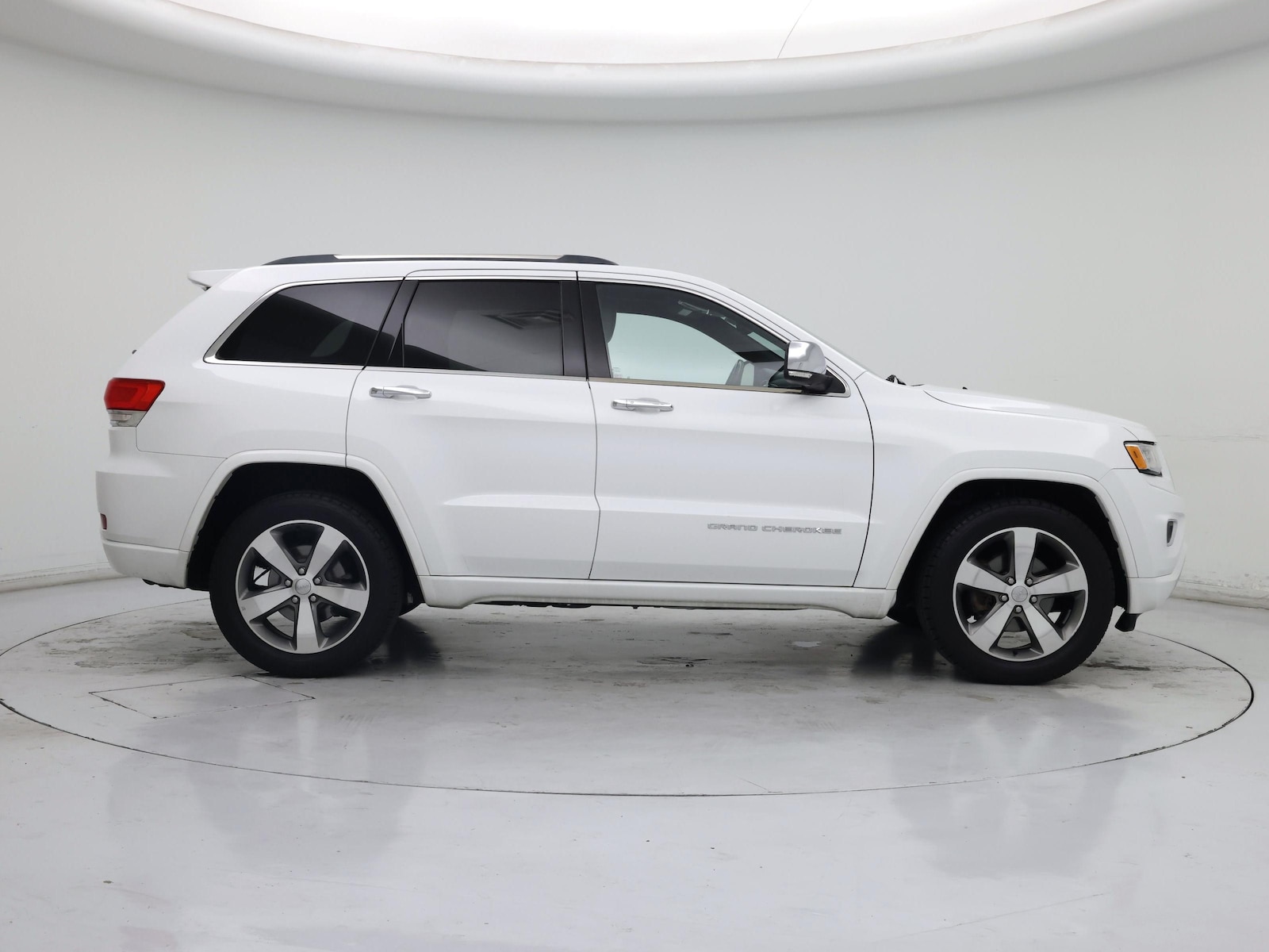 2015 Jeep Grand Cherokee Overland - Photo 8