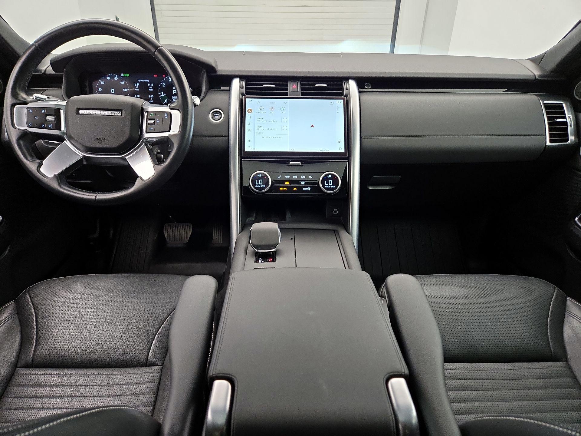 Thumbnail: 2022 Land Rover Discovery - 9