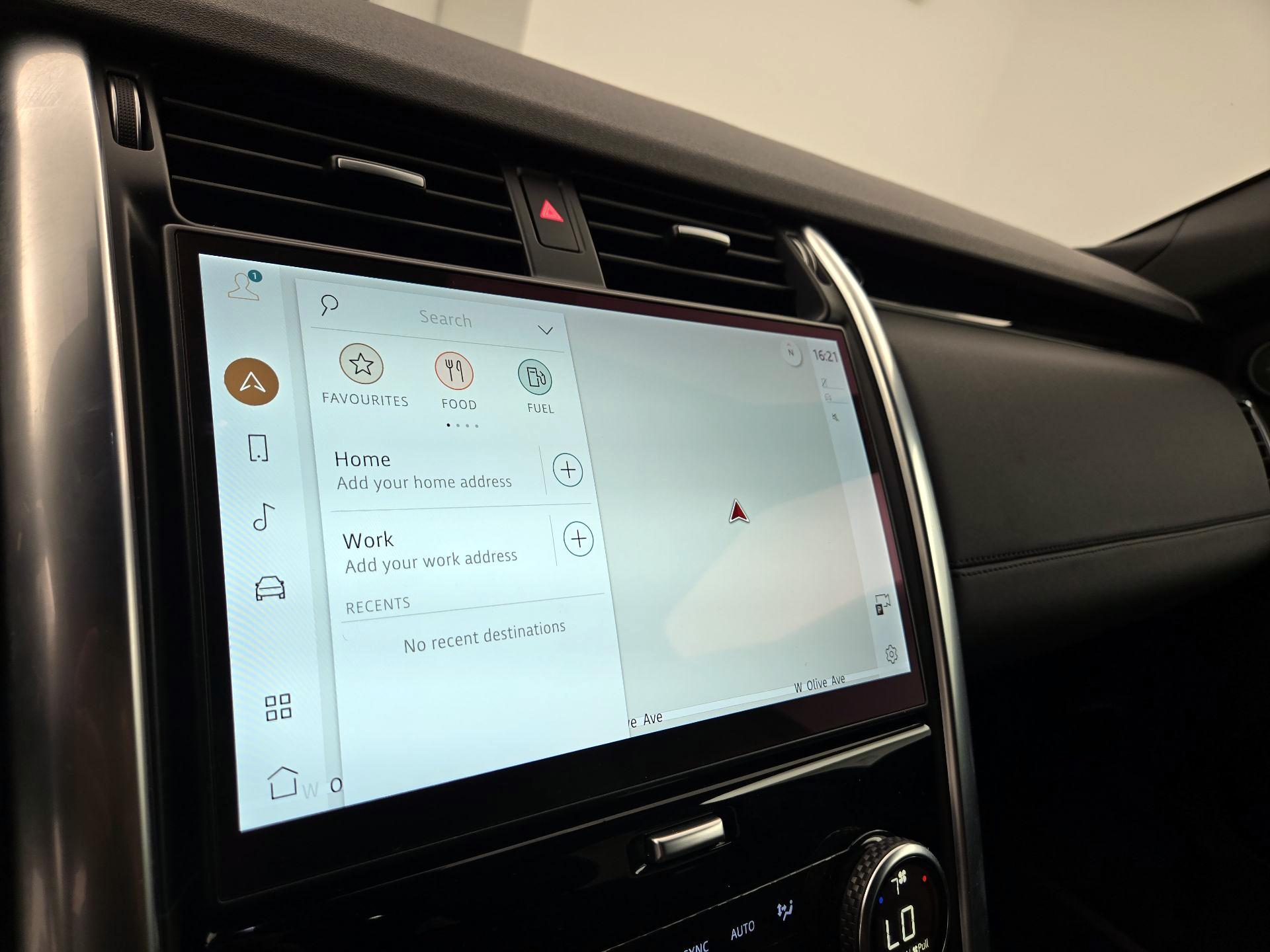 Thumbnail: 2022 Land Rover Discovery - 14