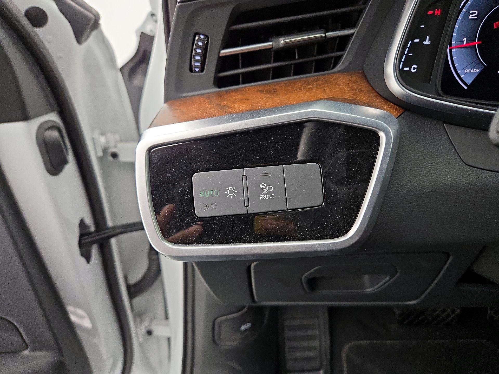 Thumbnail: 2023 Audi A6 - 13