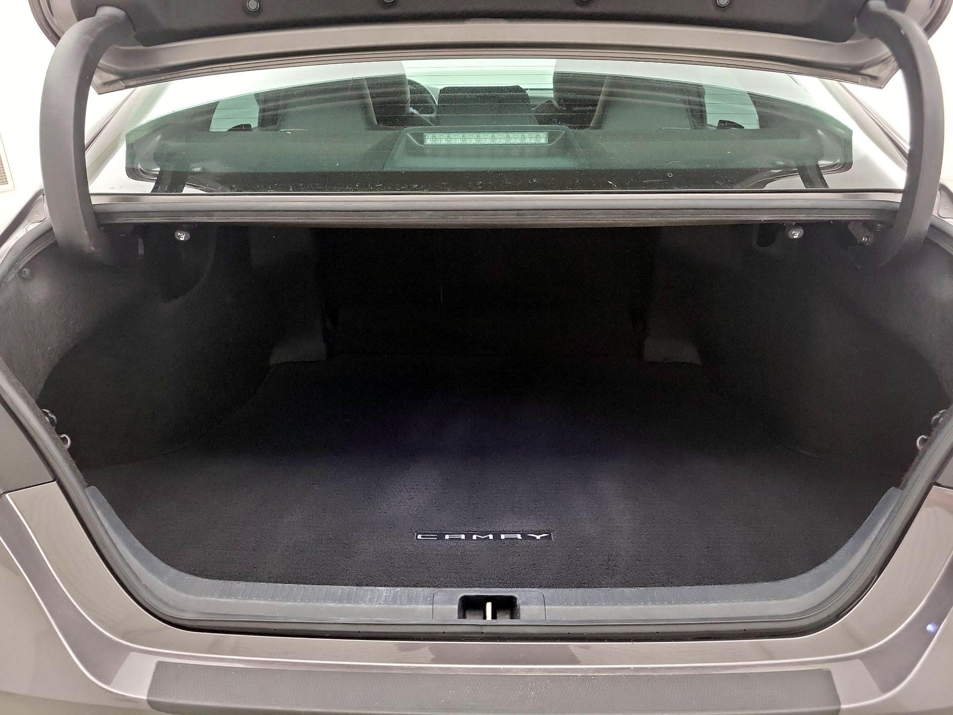 Thumbnail: 2023 Toyota Camry - 20