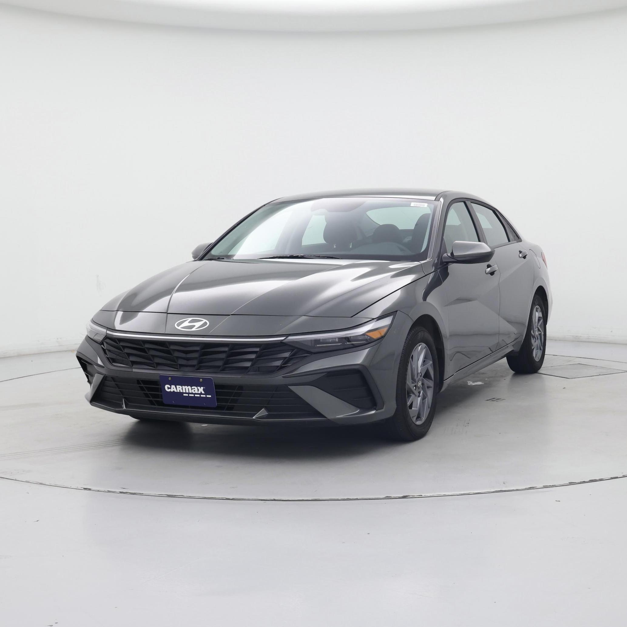 Thumbnail: 2025 Hyundai Elantra - 4