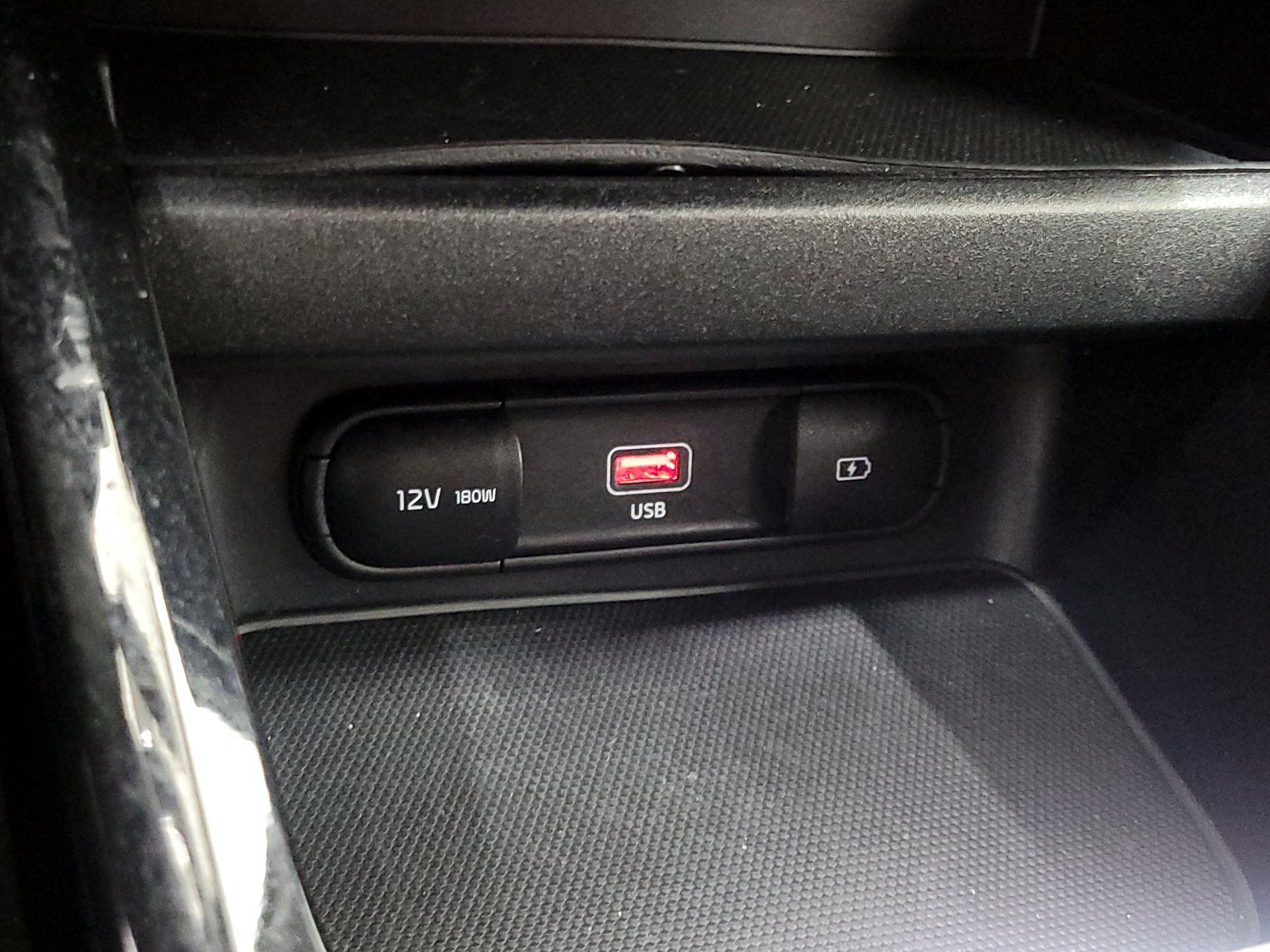 Thumbnail: 2023 Kia Forte - 19