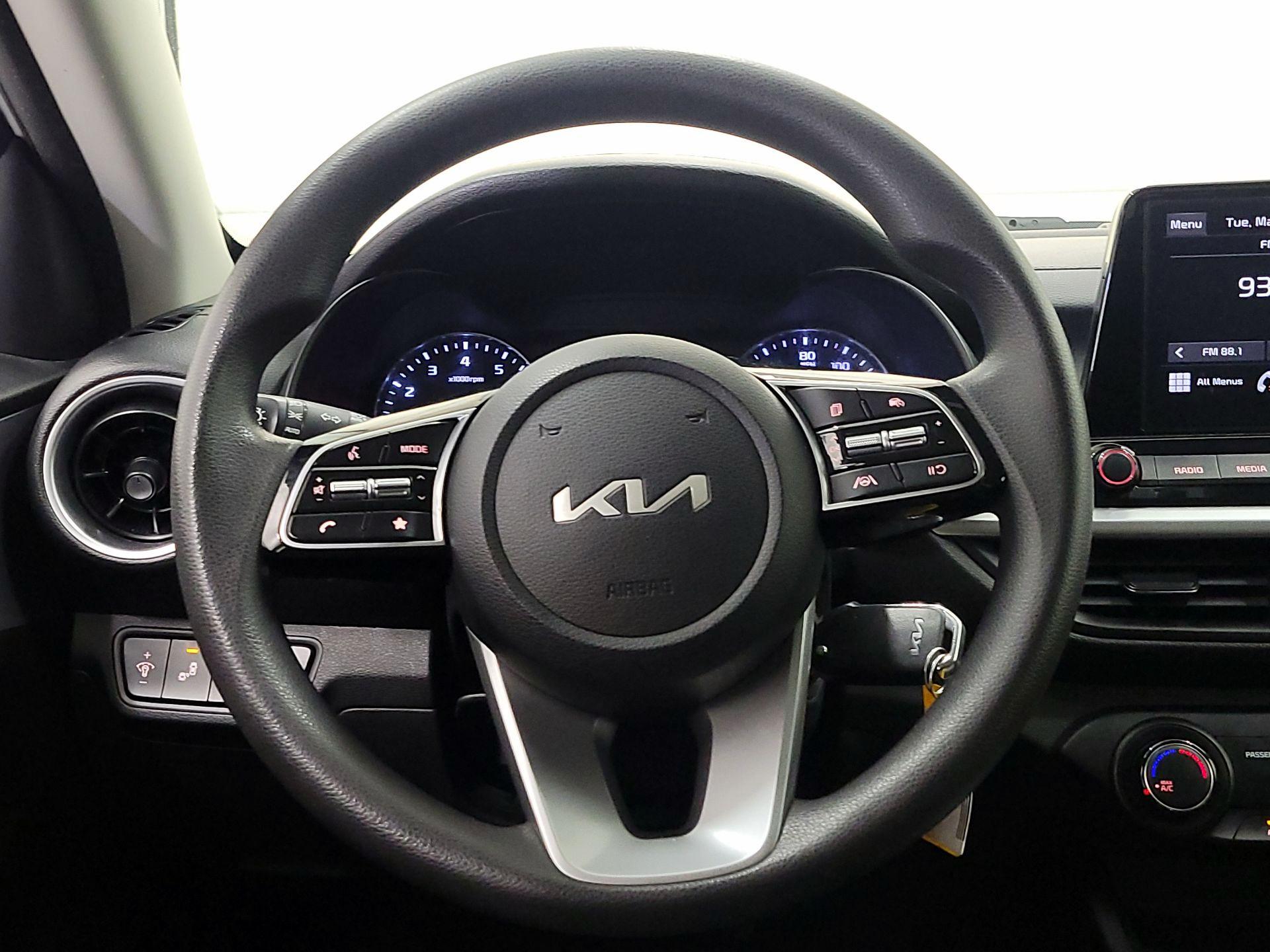 Thumbnail: 2024 Kia Forte - 10