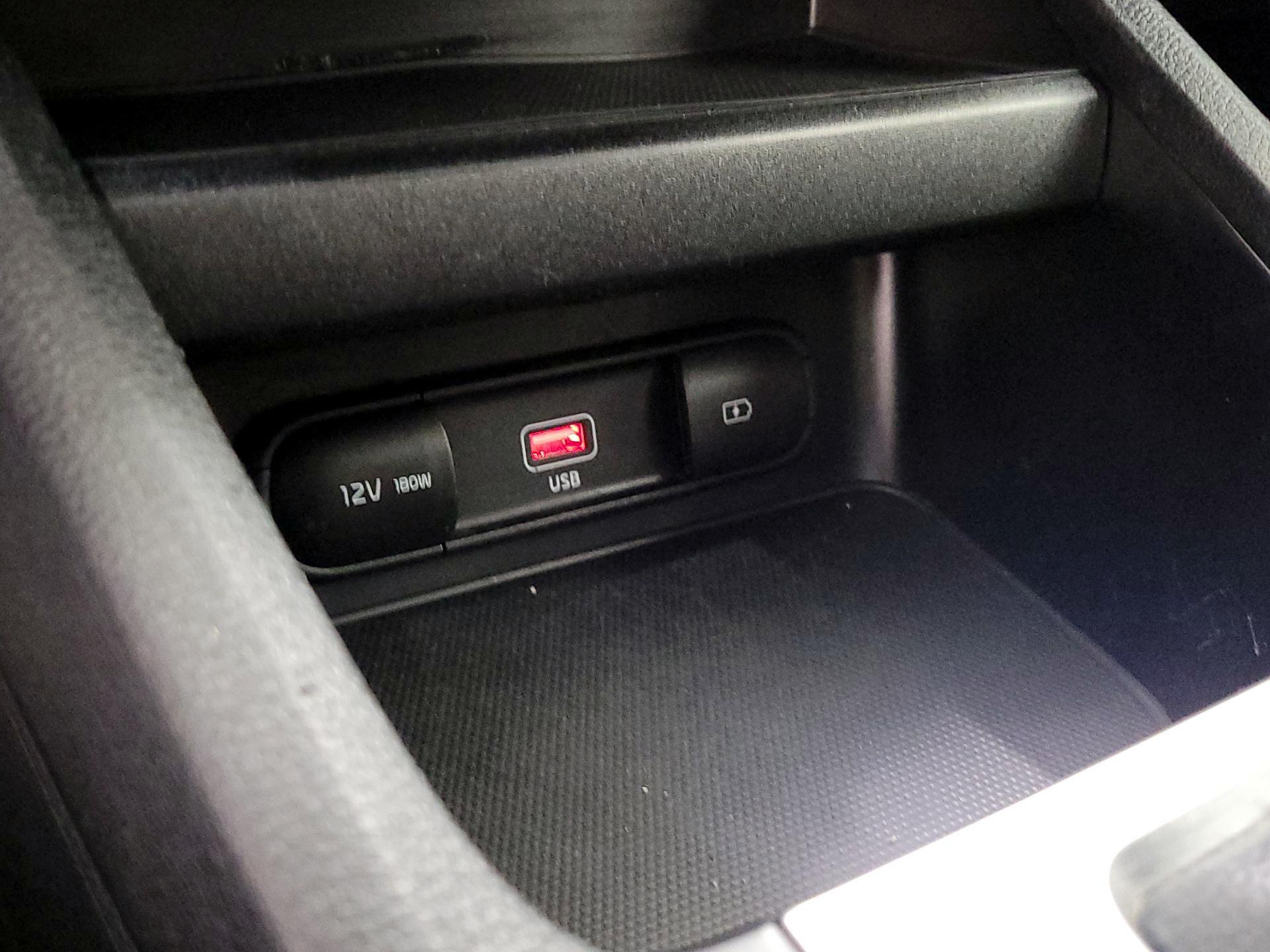 Thumbnail: 2024 Kia Forte - 18