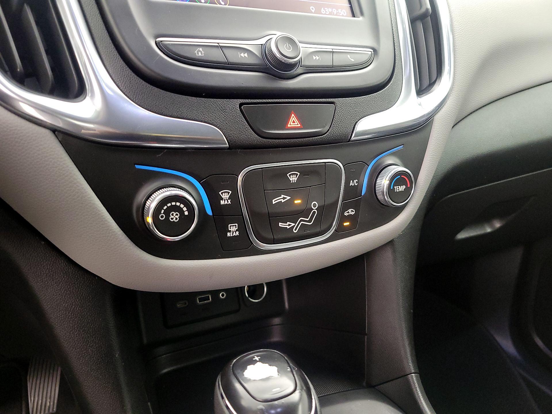 Thumbnail: 2020 Chevrolet Equinox - 16