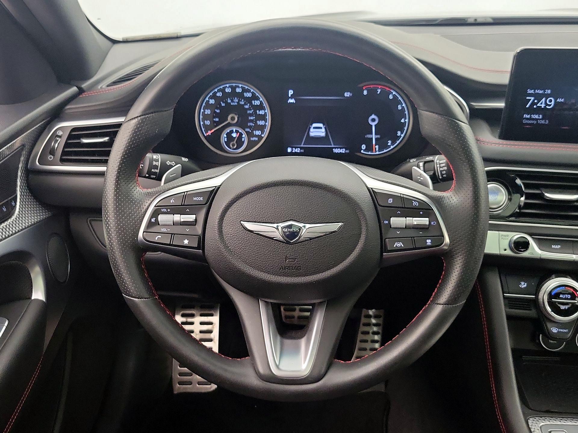 Thumbnail: 2023 Genesis G70 - 10