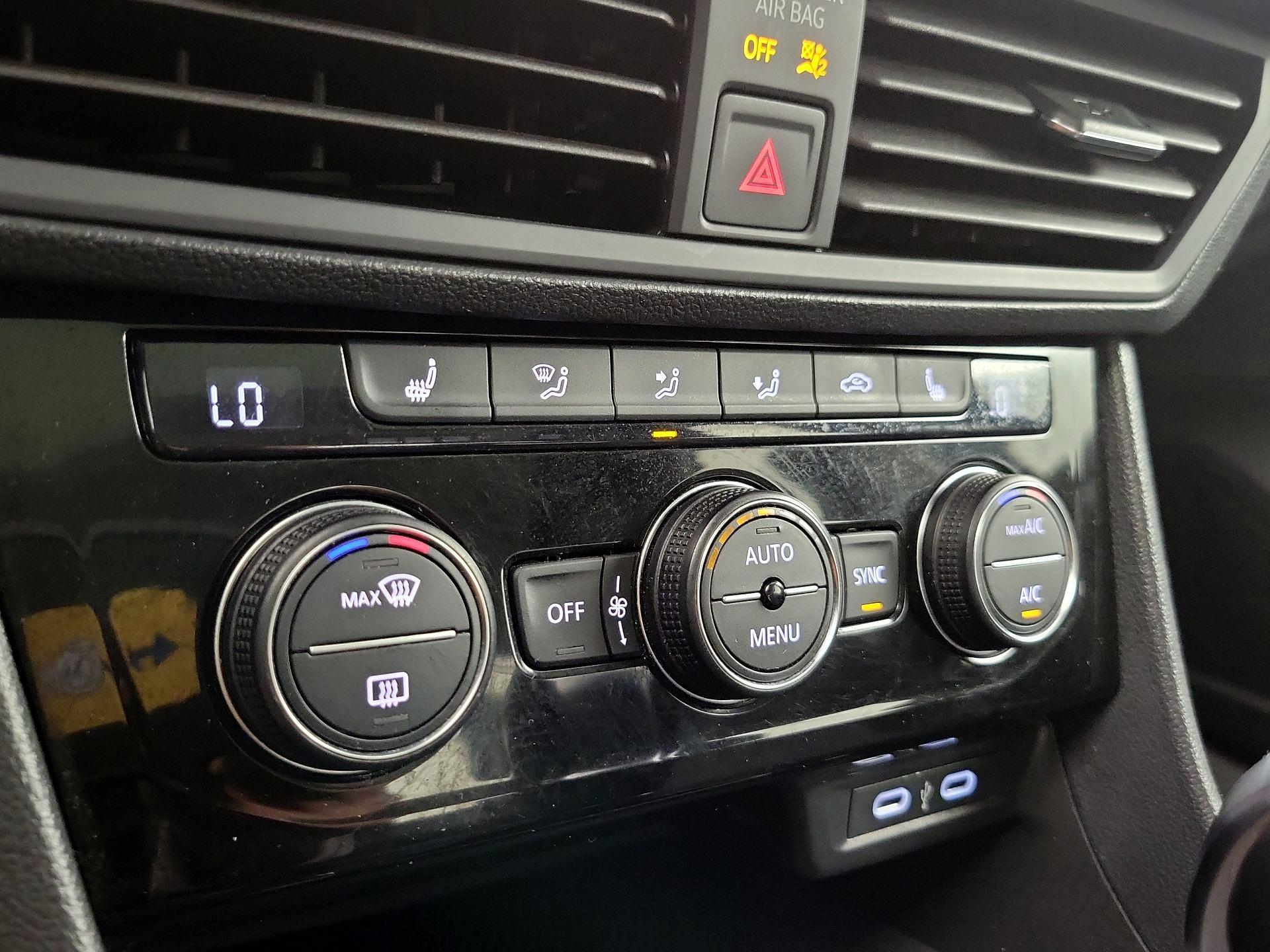 Thumbnail: 2024 Volkswagen Jetta - 16