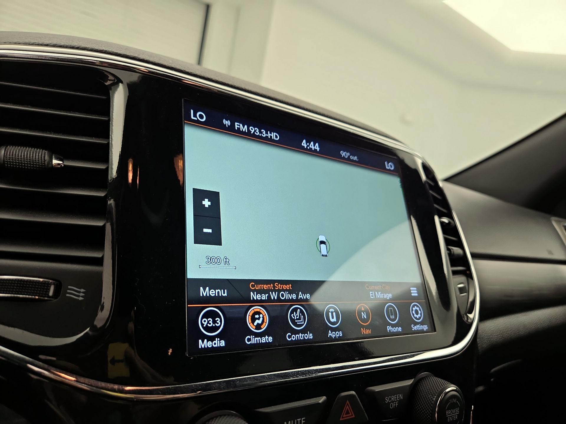 Thumbnail: 2021 Jeep Grand Cherokee - 14