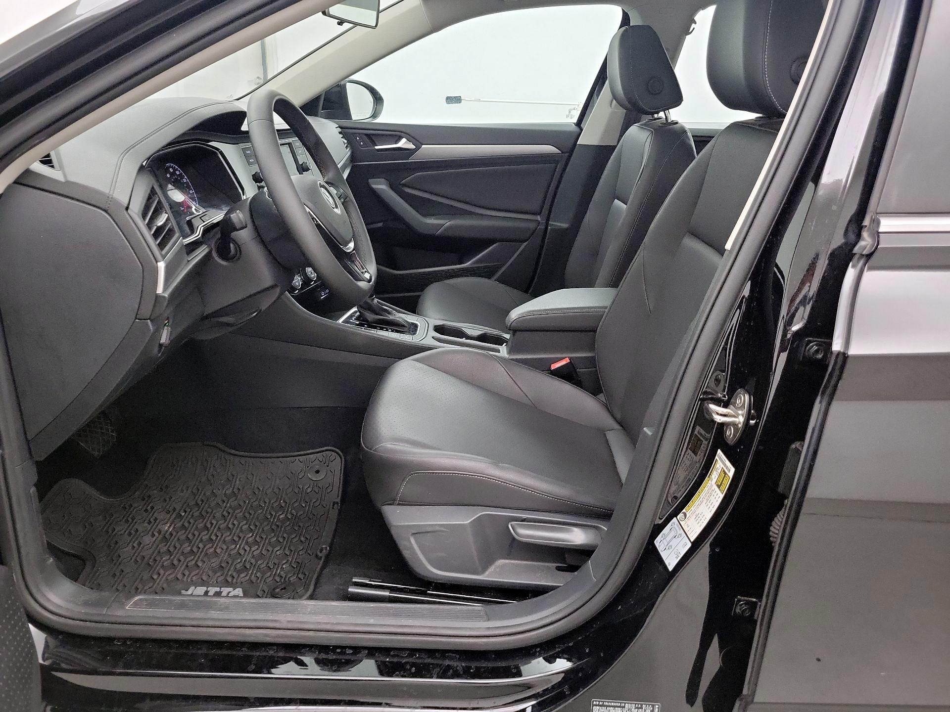 Thumbnail: 2020 Volkswagen Jetta - 11