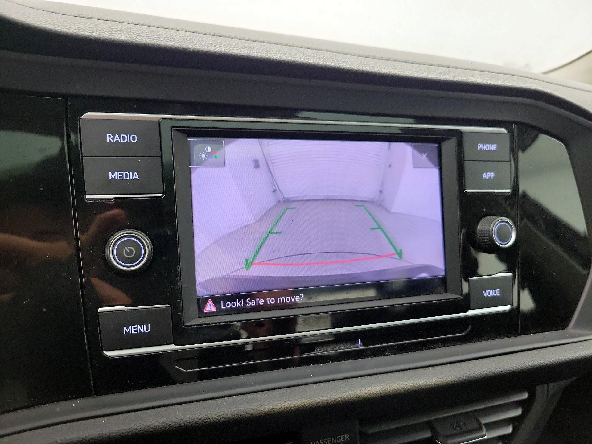 Thumbnail: 2020 Volkswagen Jetta - 14