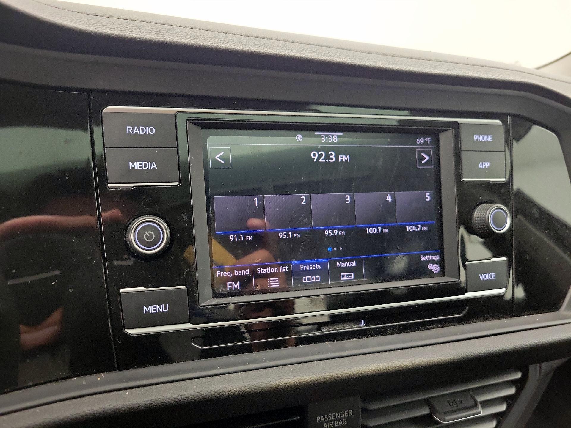 Thumbnail: 2020 Volkswagen Jetta - 15