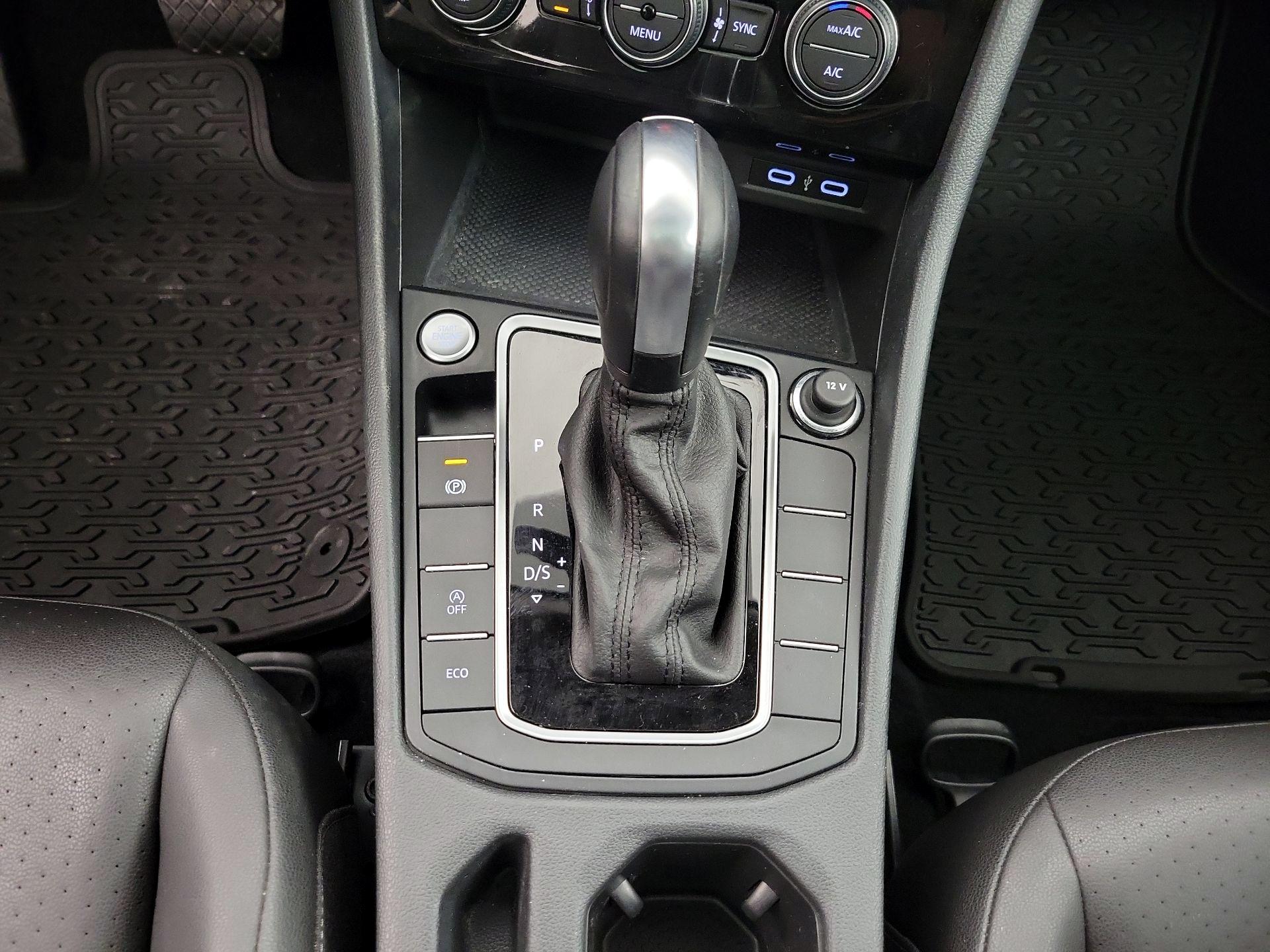 Thumbnail: 2020 Volkswagen Jetta - 17