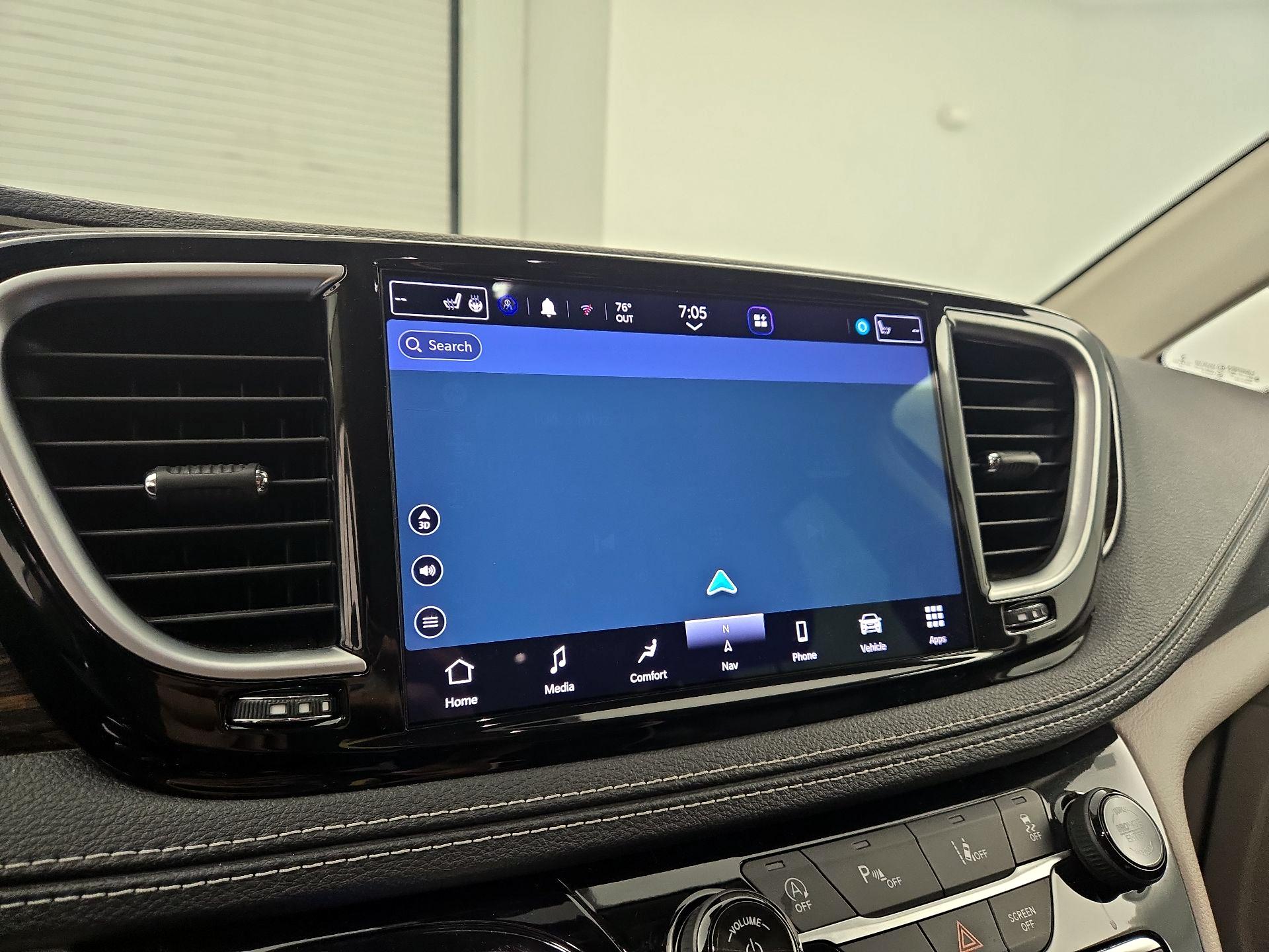 Thumbnail: 2023 Chrysler Pacifica - 14