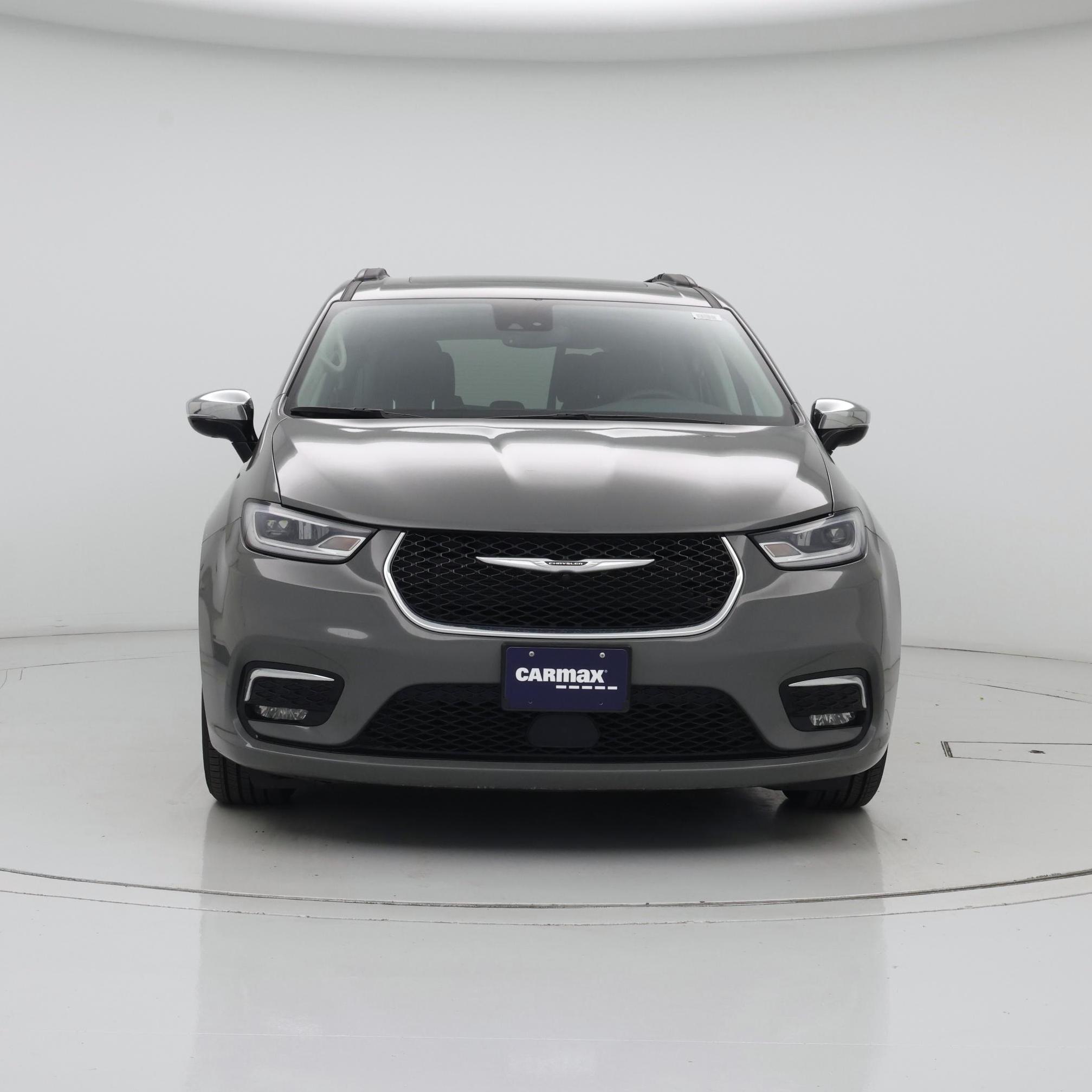 Thumbnail: 2023 Chrysler Pacifica - 5