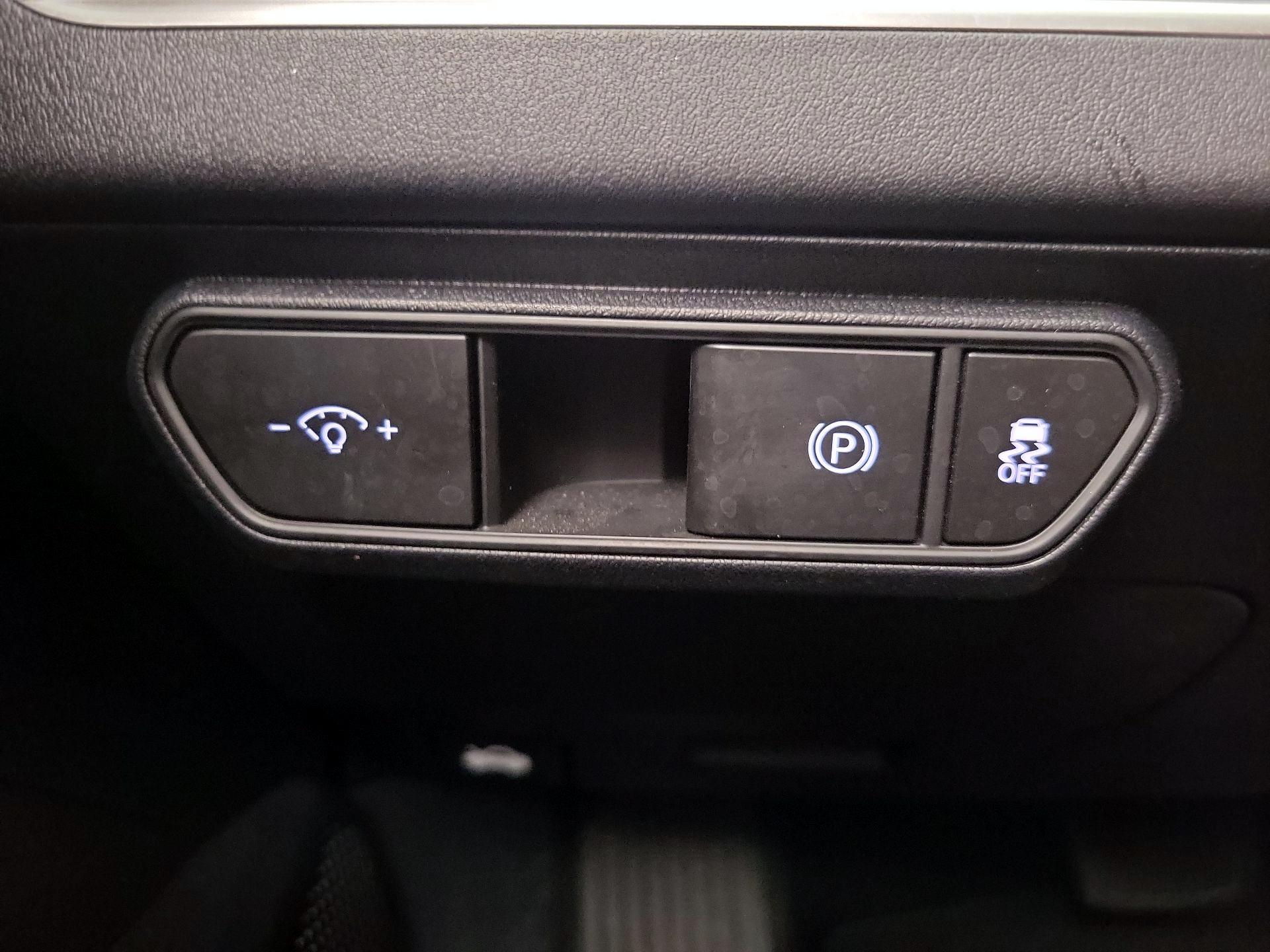 Thumbnail: 2025 Kia K4 - 13