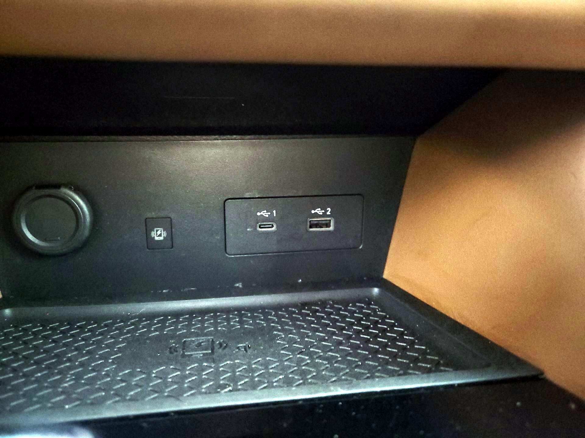 Thumbnail: 2023 Nissan Pathfinder - 18