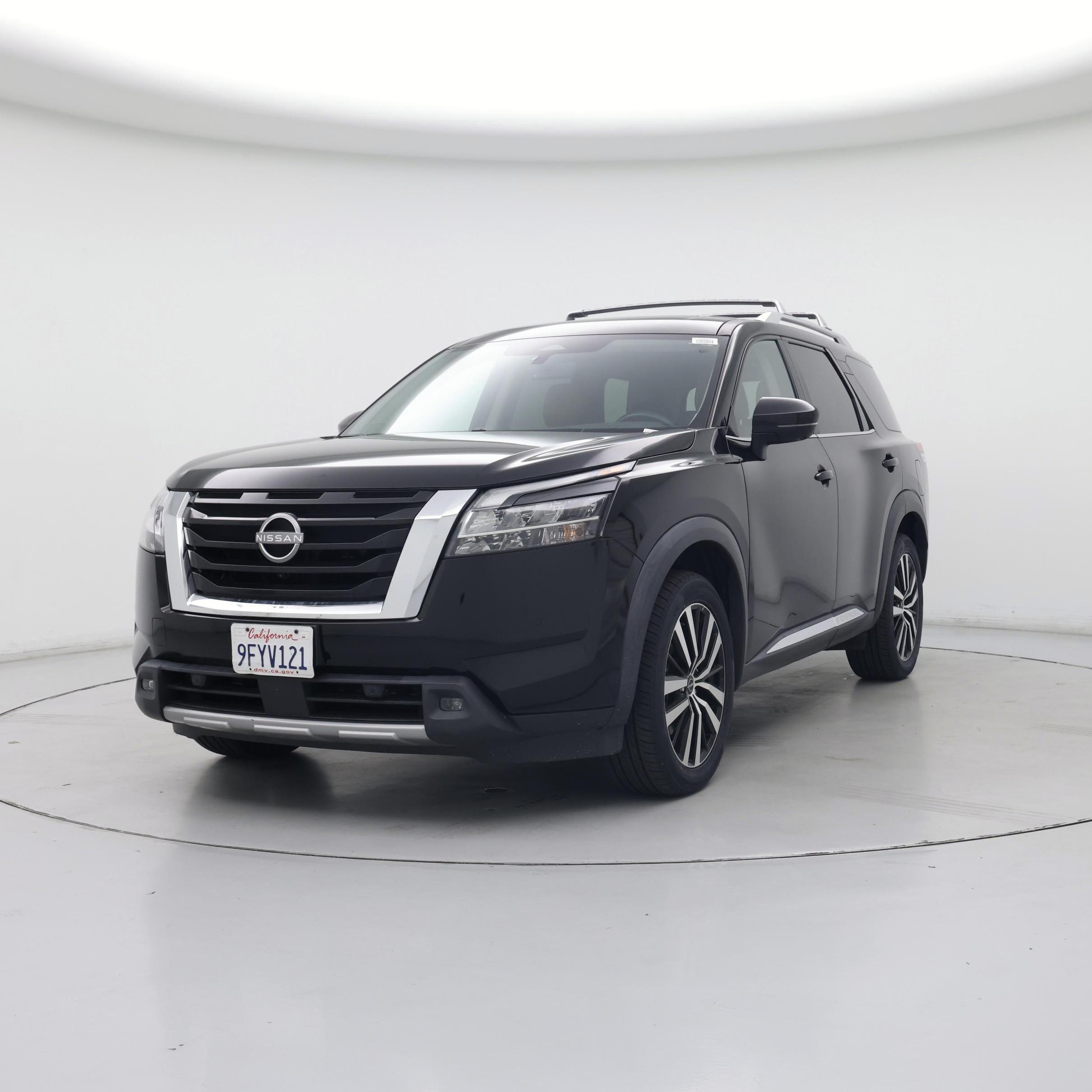 Thumbnail: 2023 Nissan Pathfinder - 4