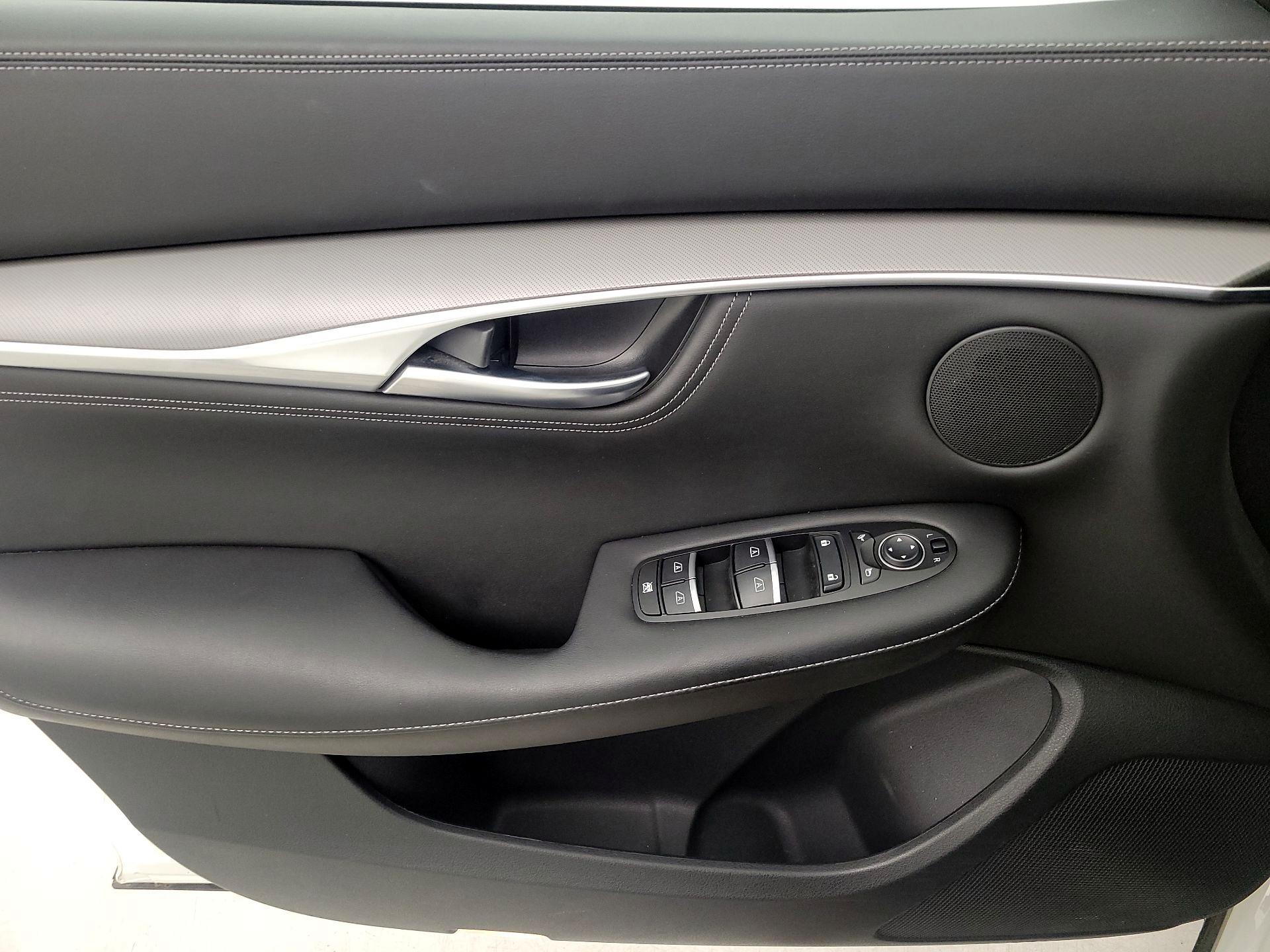 Thumbnail: 2023 INFINITI QX55 - 12