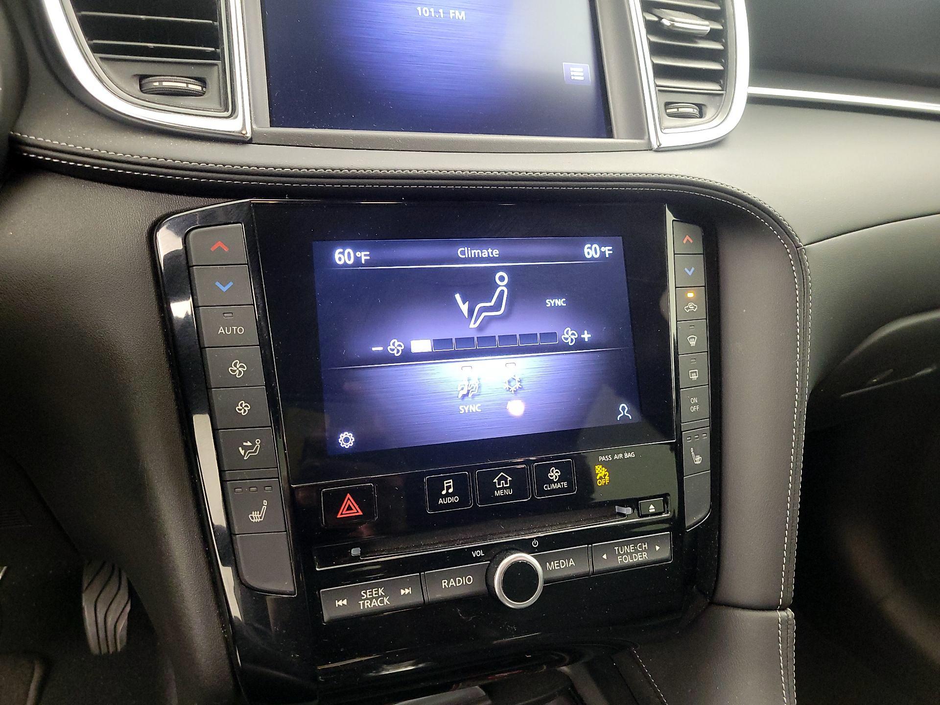 Thumbnail: 2023 INFINITI QX55 - 16