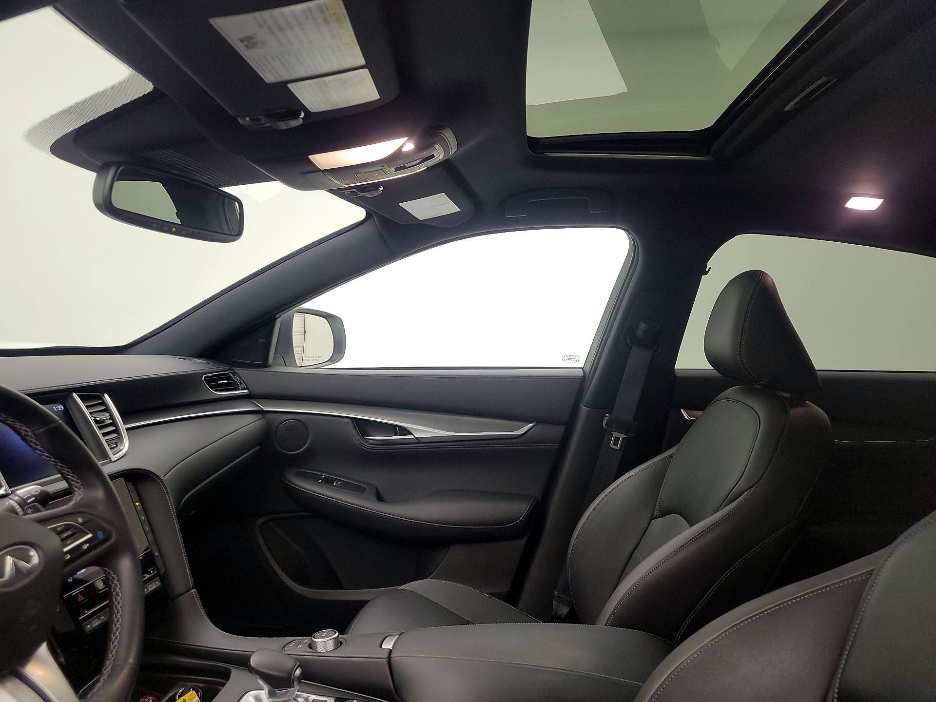 Thumbnail: 2023 INFINITI QX55 - 19