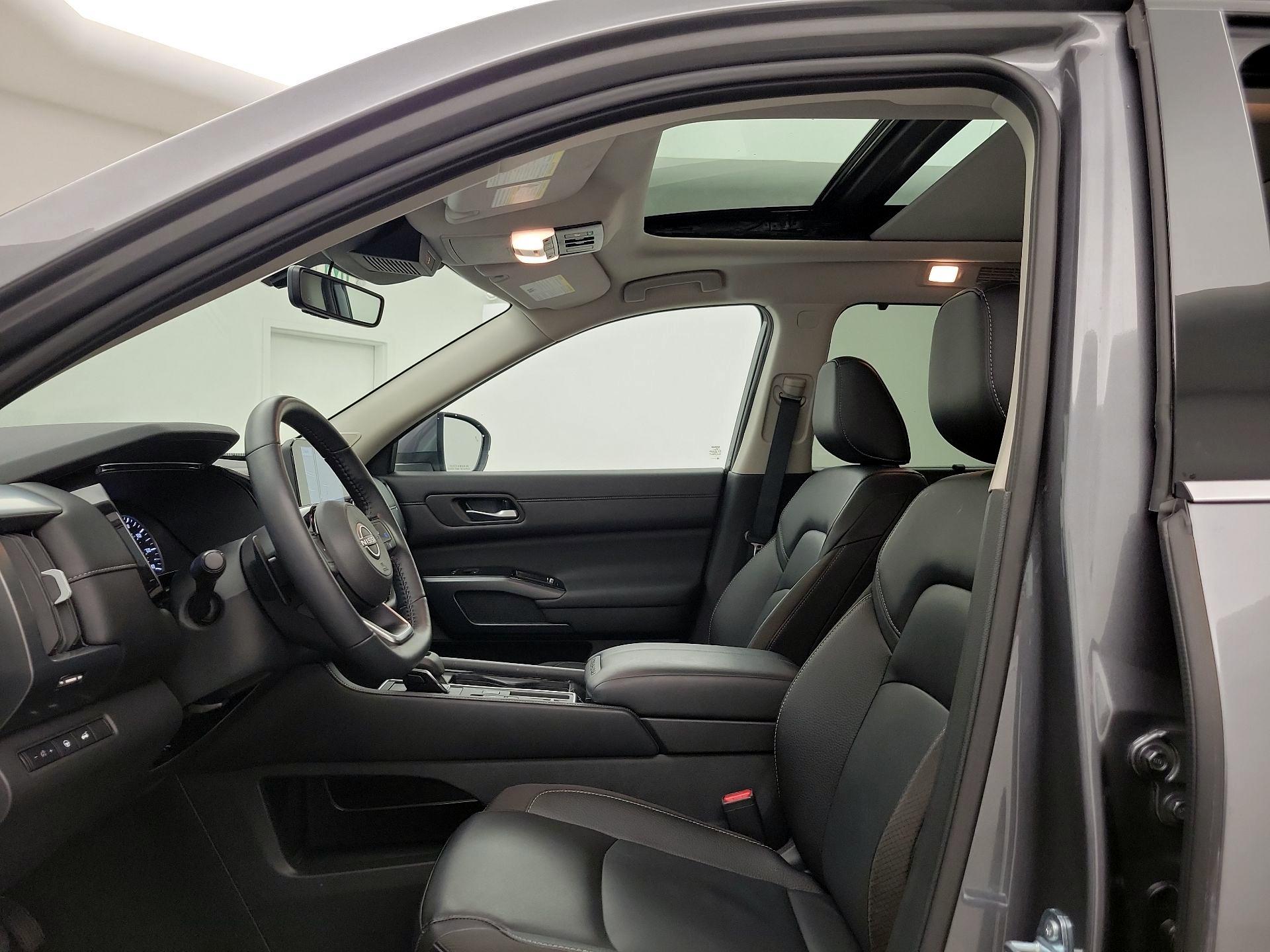 Thumbnail: 2025 Nissan Pathfinder - 20