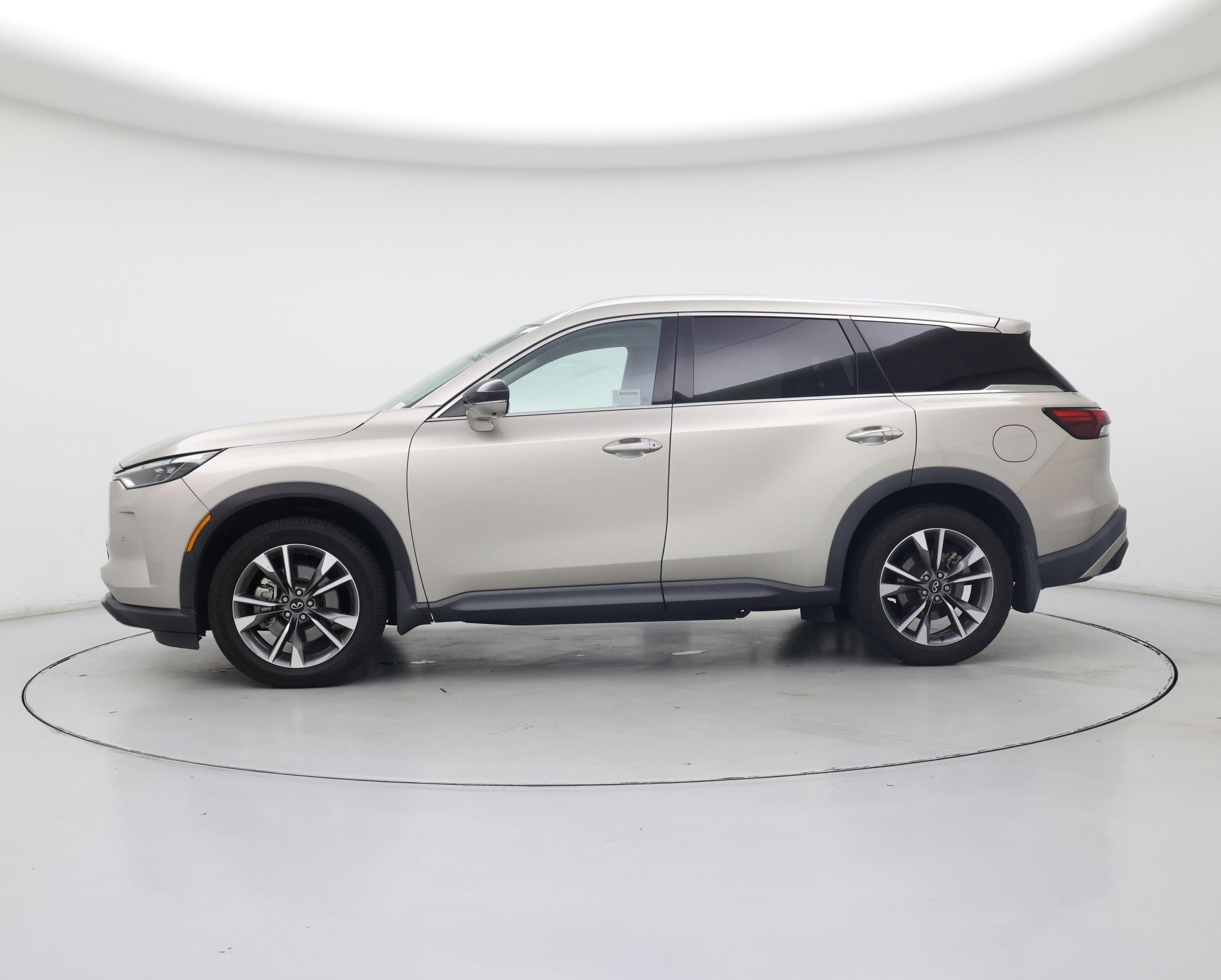 Thumbnail: 2023 INFINITI QX60 - 3
