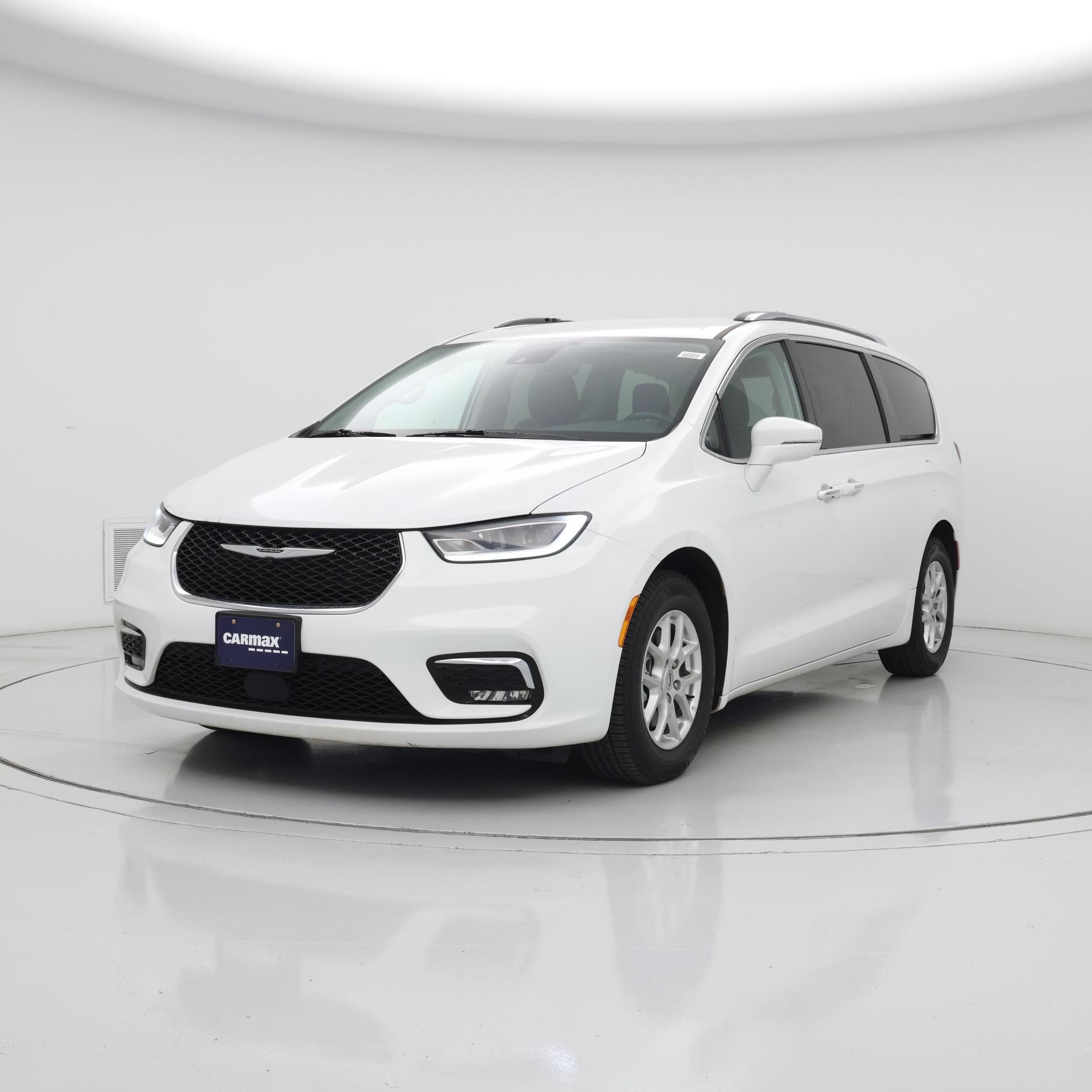 Thumbnail: 2021 Chrysler Pacifica - 4