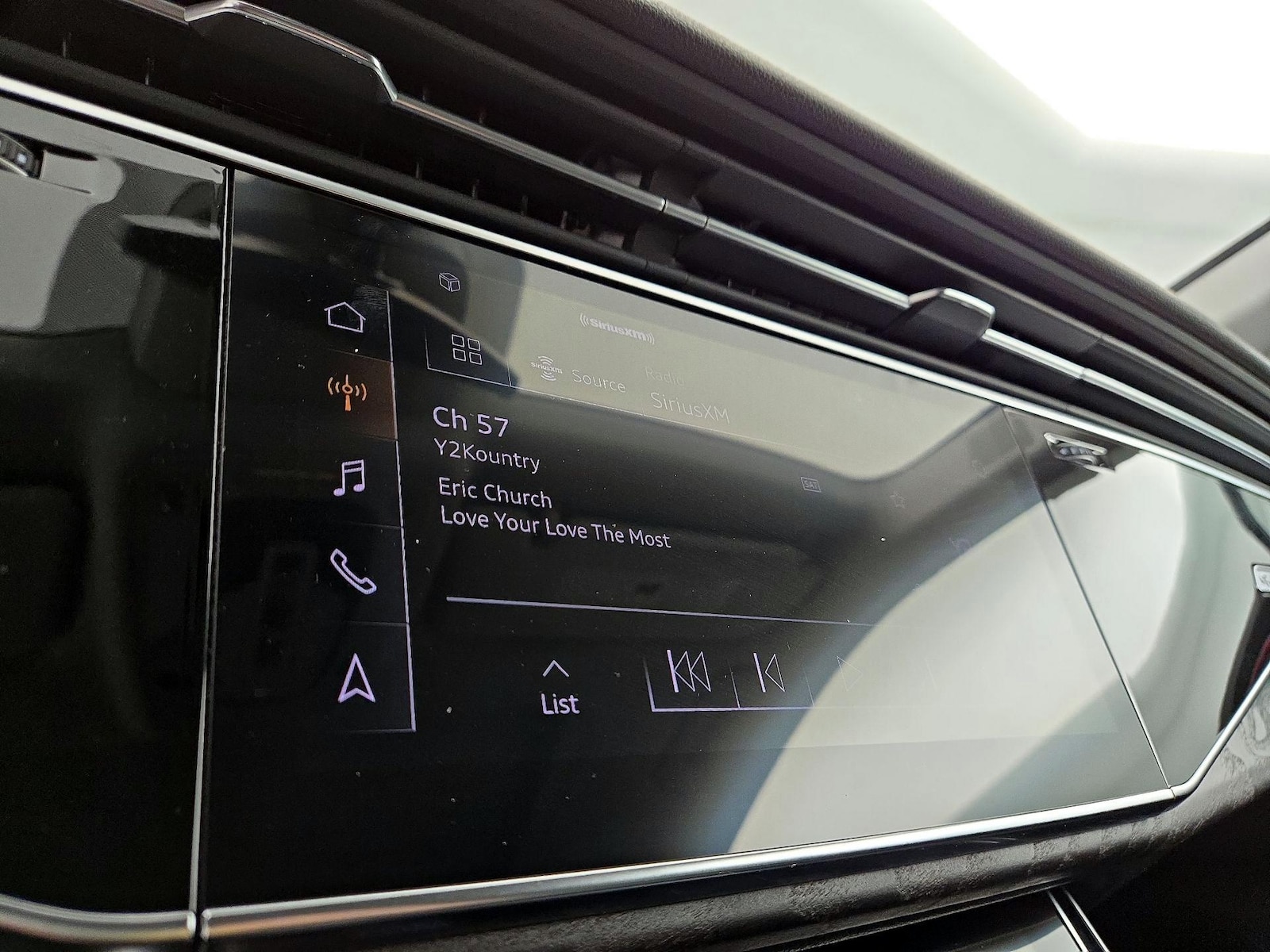 2021 Audi Q8 Premium Plus - Photo 17
