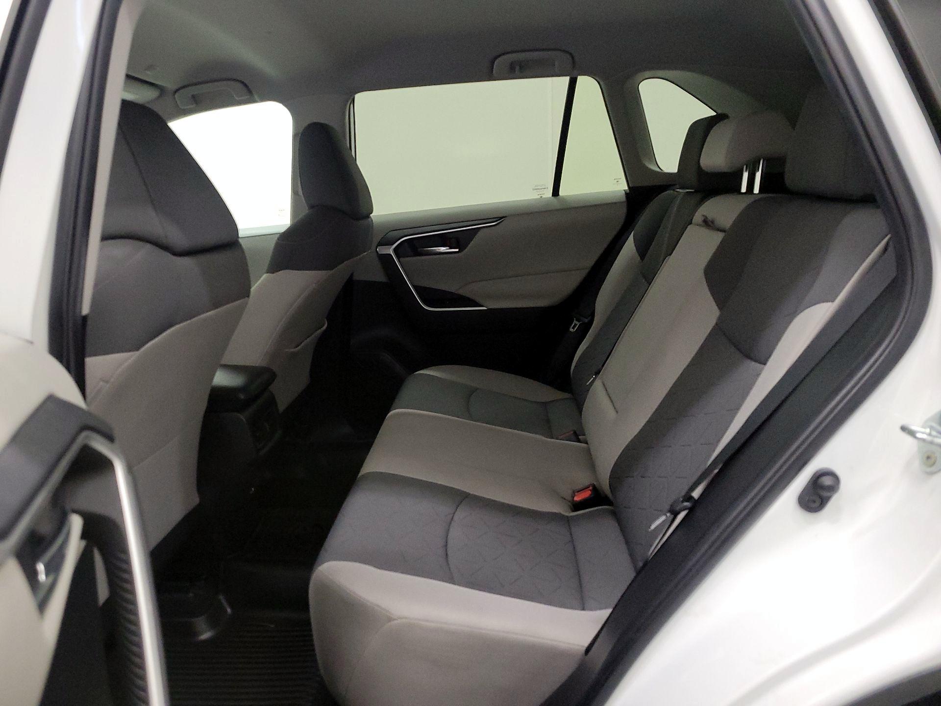 Thumbnail: 2023 Toyota RAV4 - 19